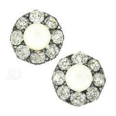 Boucles d'oreilles en or 14 carats de style géorgien ancien avec halo de diamants et perles naturelles de 12,75 carats certifiées par le GIA