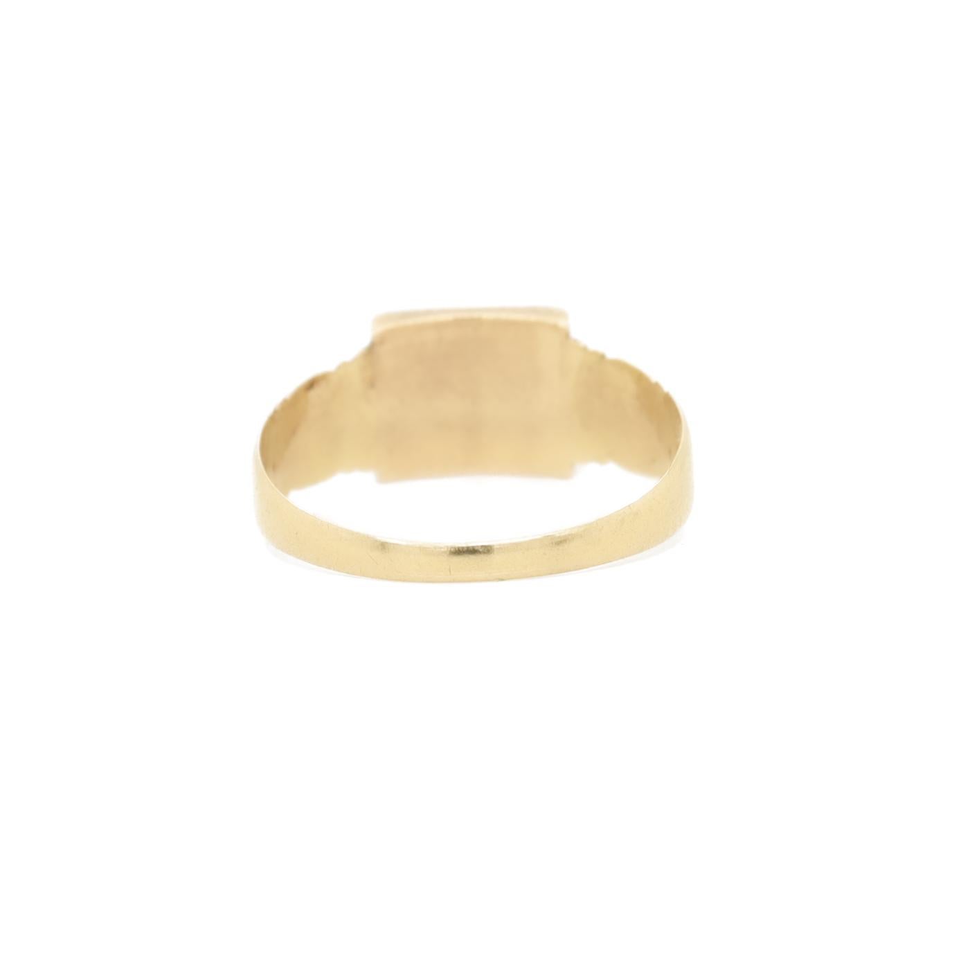Antique Georgian 14K Gold Mourning Ring with Braided Hair For Sale 5