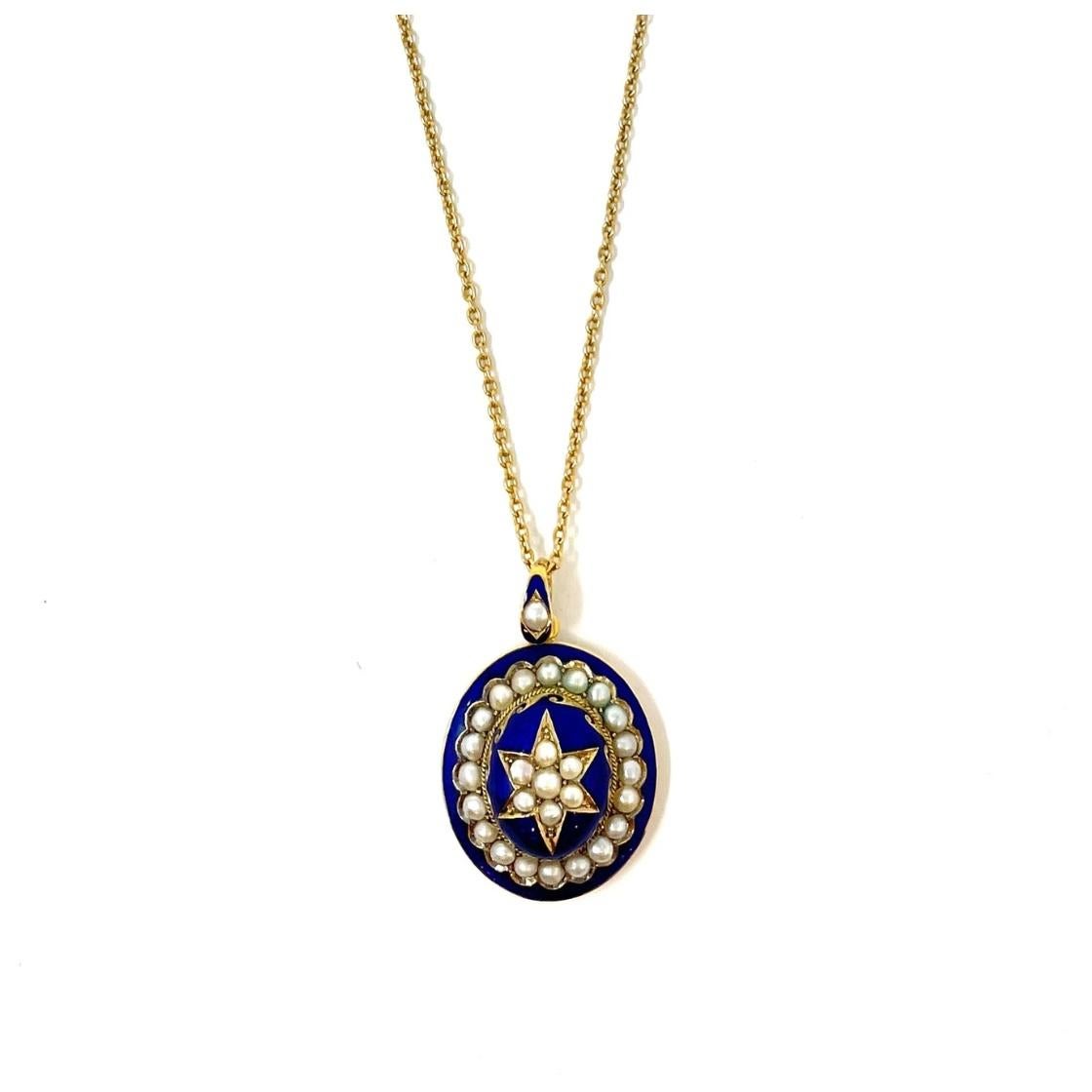 Pendentif de style géorgien ancien en or 15 carats, émail bleu cobalt et perles Bon état - En vente à New Orleans, LA