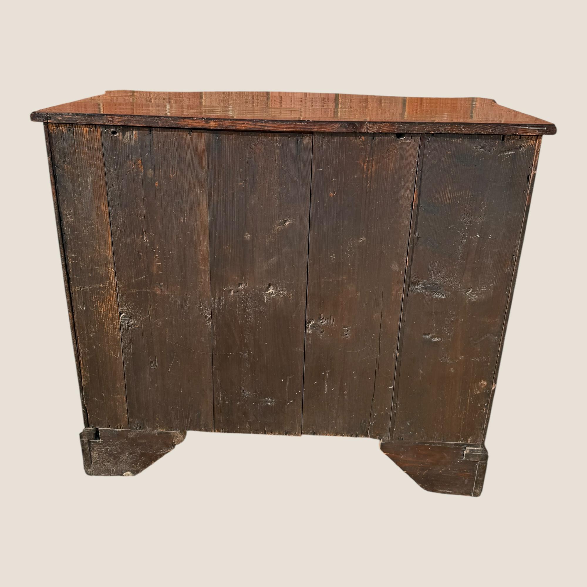 Antique Georgian 1760 Mahogany Serpentine Chest of Drawers Writing Brush & Slide For Sale 8