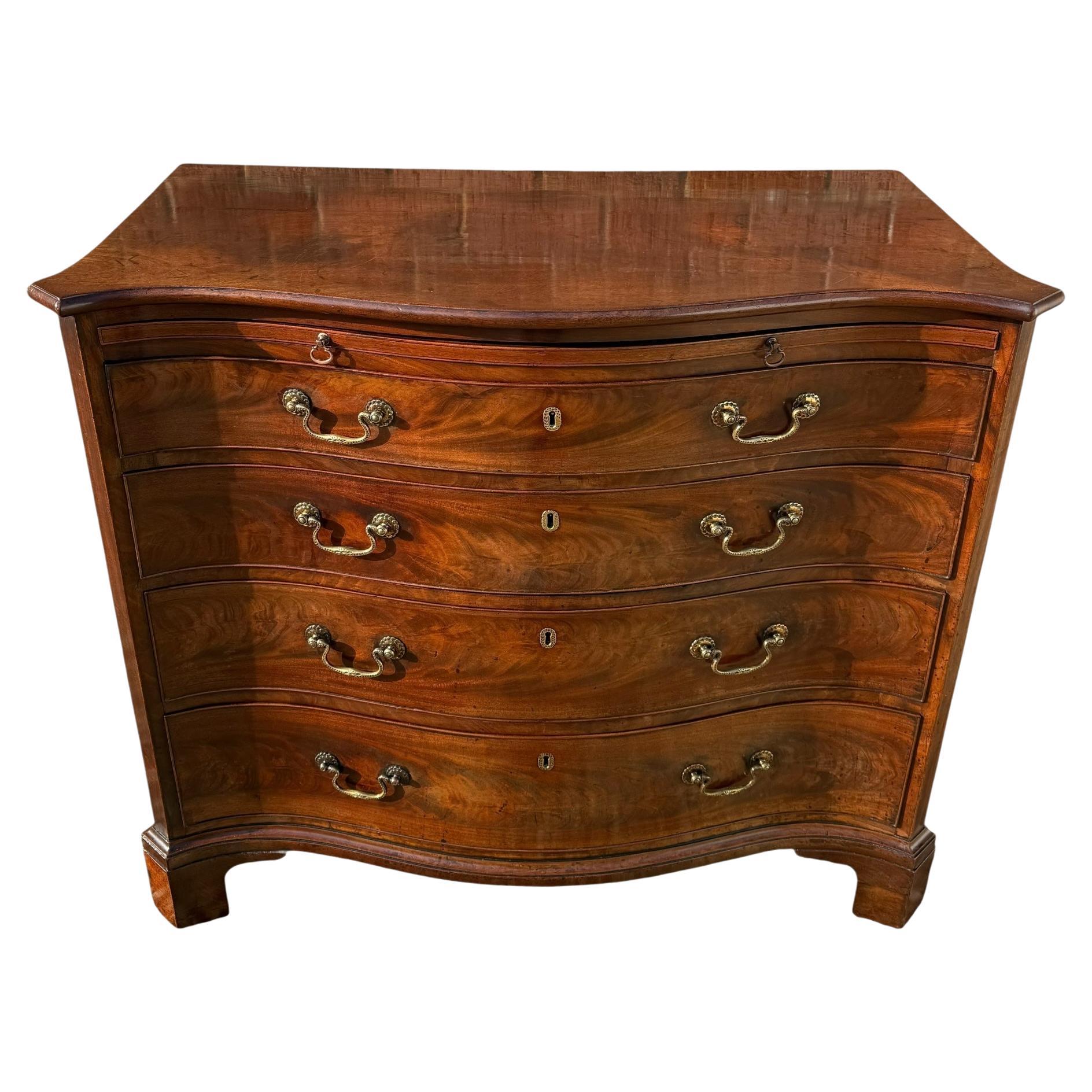 Antique Georgian 1760 Mahogany Serpentine Chest of Drawers Writing Brush & Slide For Sale
