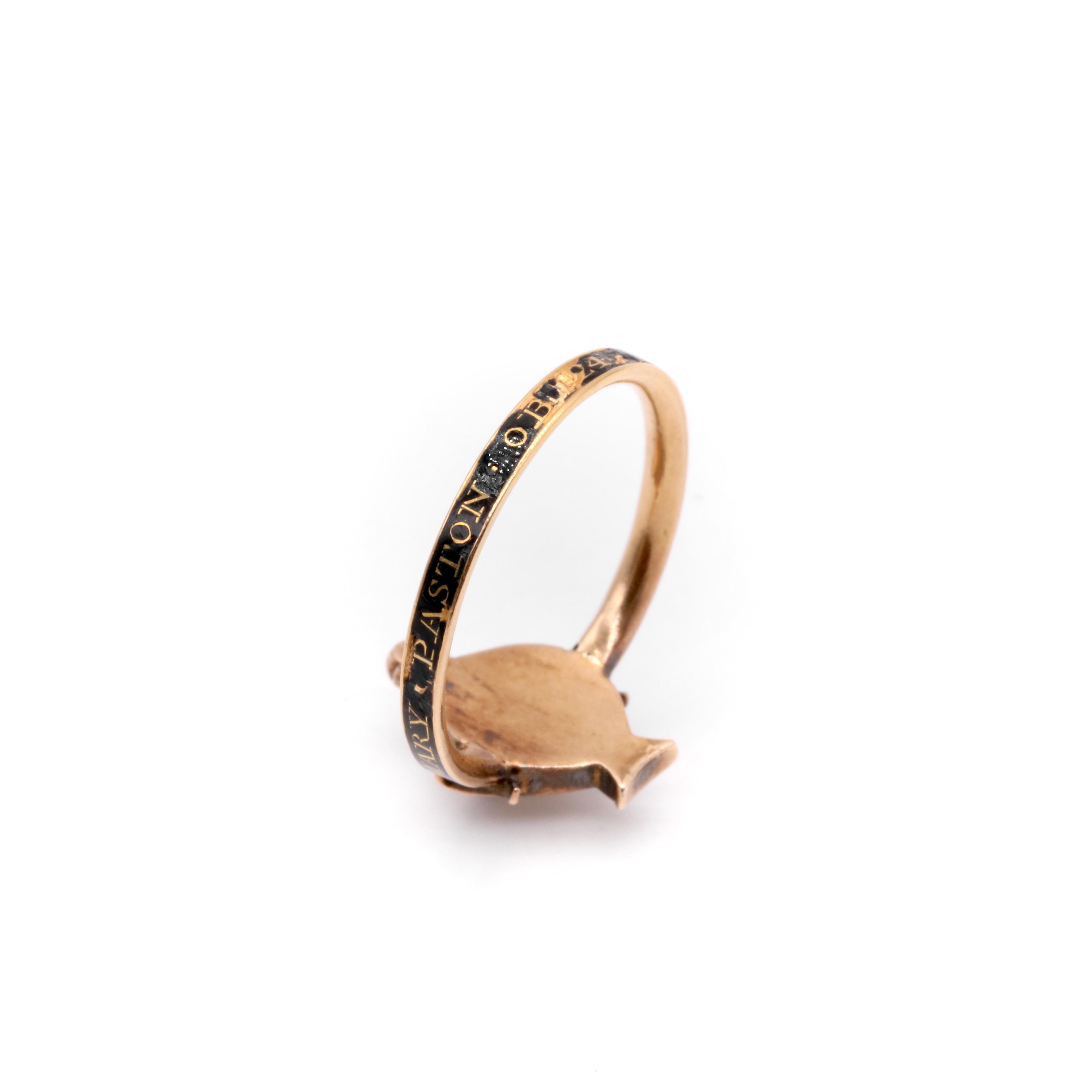Antique Georgian 1771 22K Yellow Gold Black Enamel Amethyst Hairwork Urn Ring For Sale 4