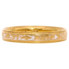 Antico anello di lutto georgiano del 1789 in oro giallo 22 carati e smalto bianco