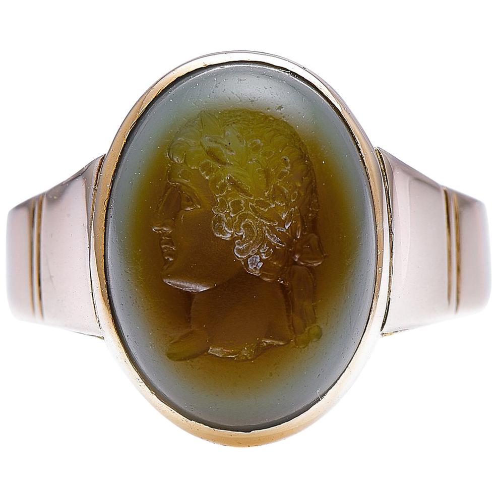 Antique, Georgian, 18 Carat Gold, French, Carved Intaglio Ring For Sale