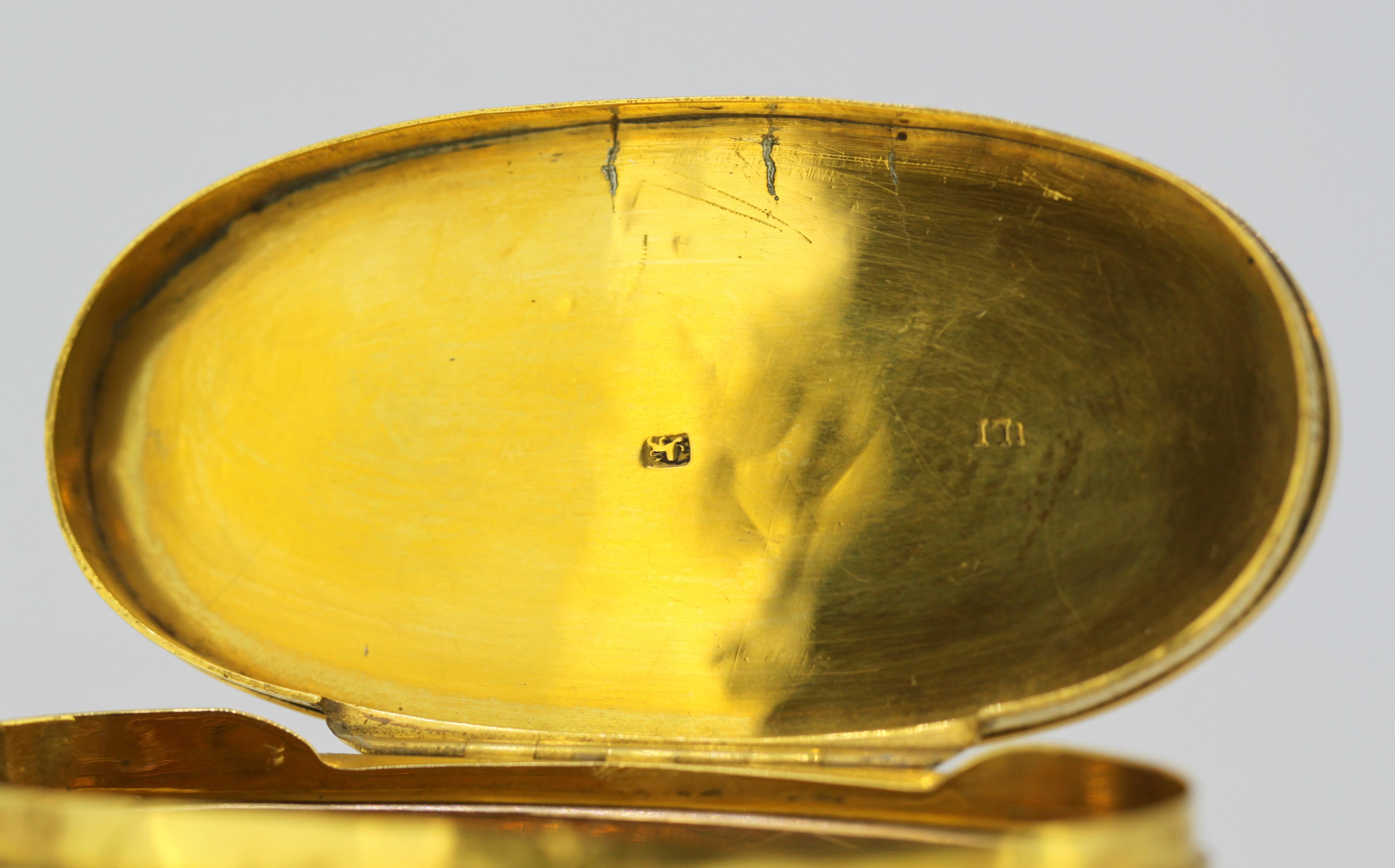 Antike georgianische Schnupftabakdose aus 18 Karat Gelbgold, London, 1776 4
