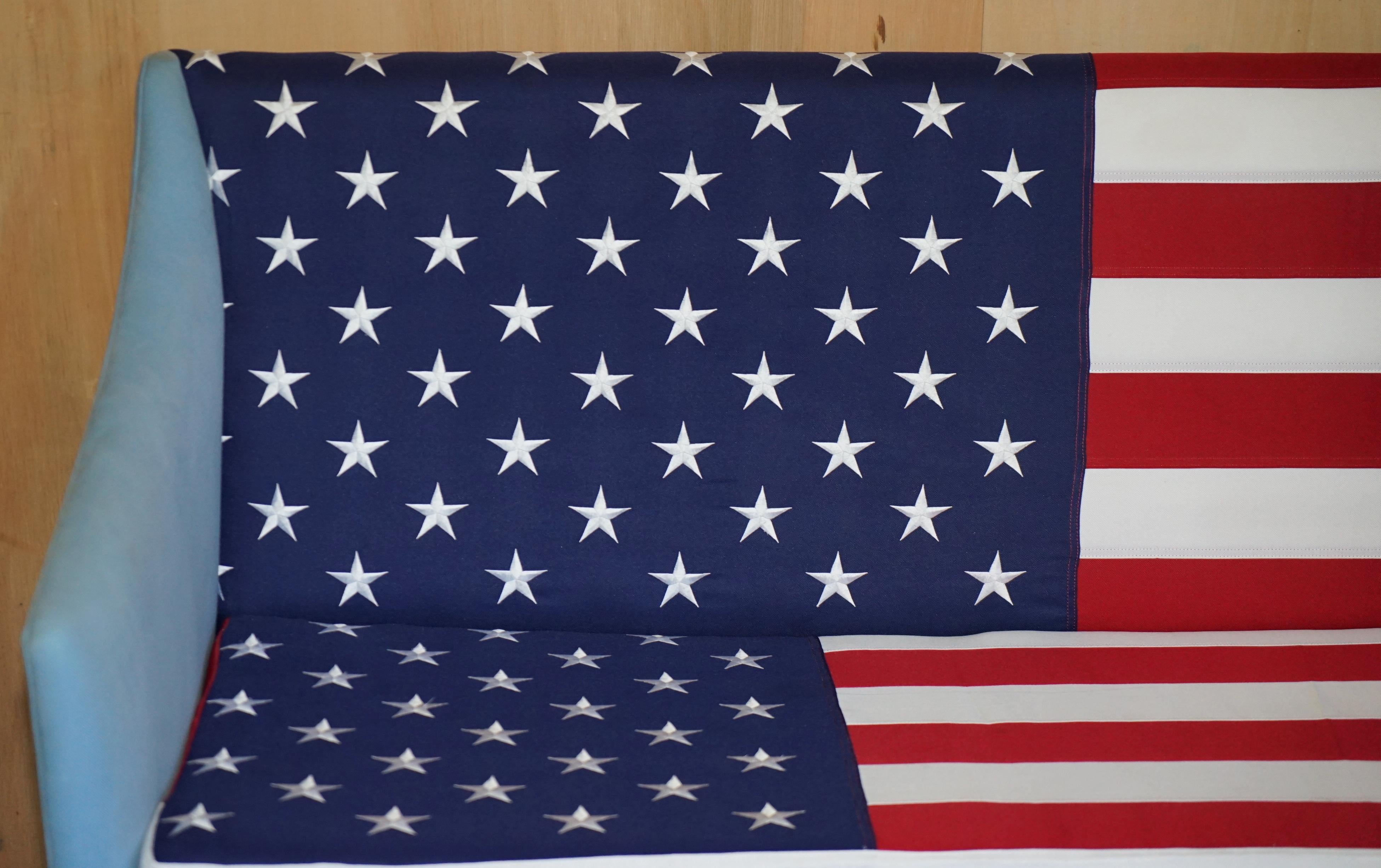 English ANTIQUE GEORGIAN 1820 SOFA UPHOLSTERED WiTH AMERICAN FLAG STARS & STRIPES USA For Sale