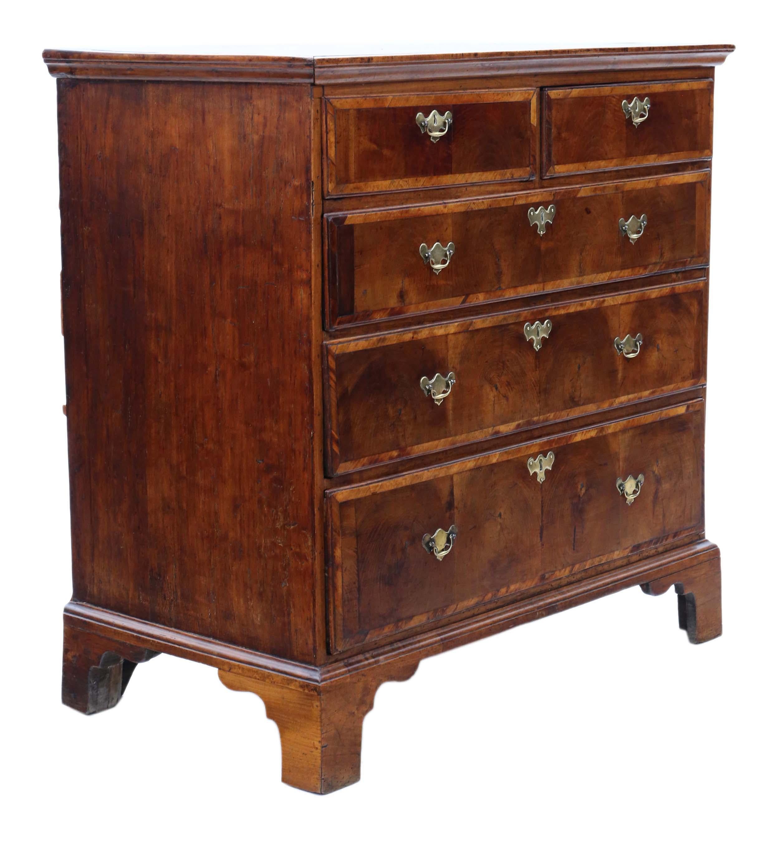 Antique Georgian 18th Century Oyster Walnut and Fruitwood Chest of Drawers For Sale 6