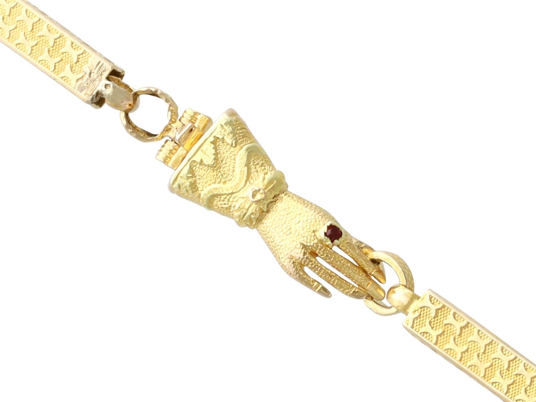 Antique Georgian 18k Yellow Gold Muff Chain Circa 1820 In Excellent Condition For Sale In Jesmond, Newcastle Upon Tyne