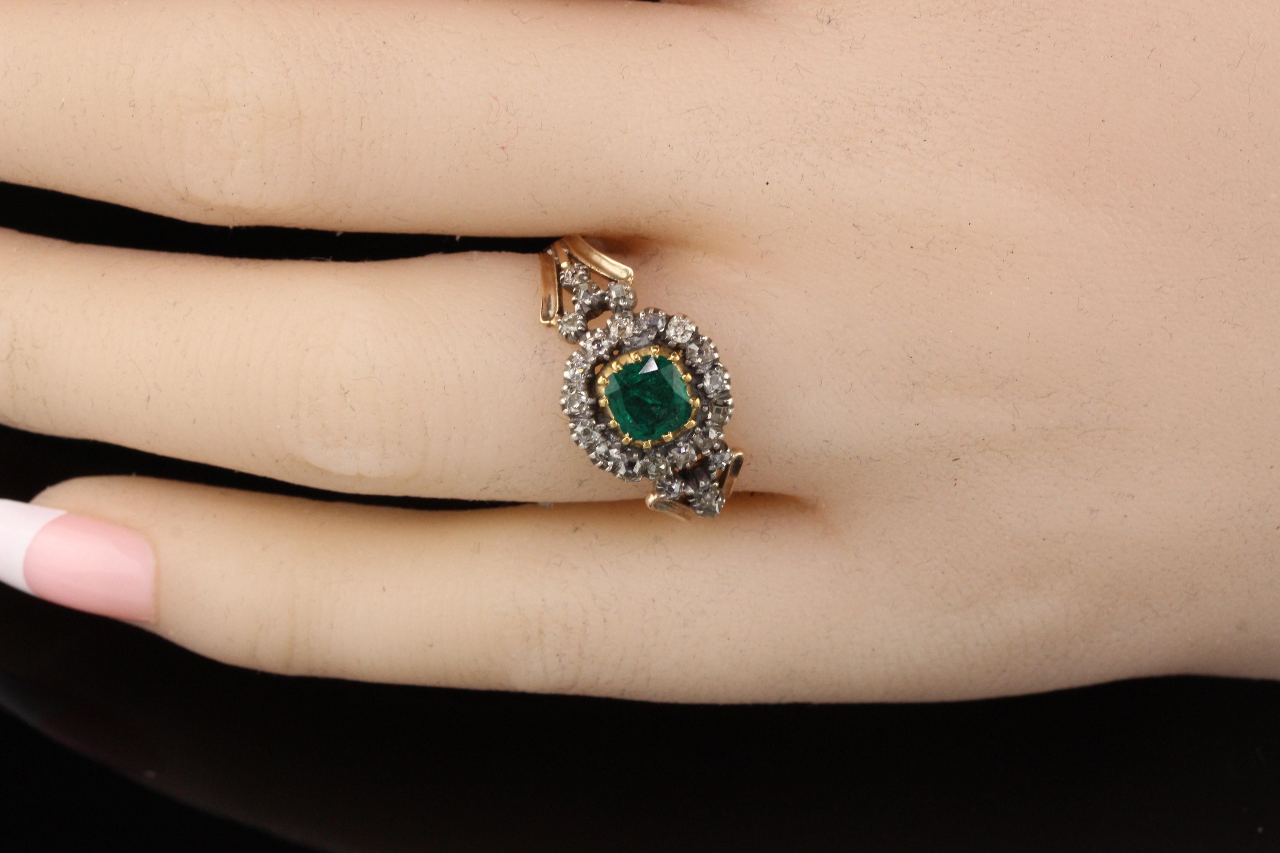 Antique Georgian 18 Karat Yellow Gold Rose Cut Diamond and Emerald Ring 1