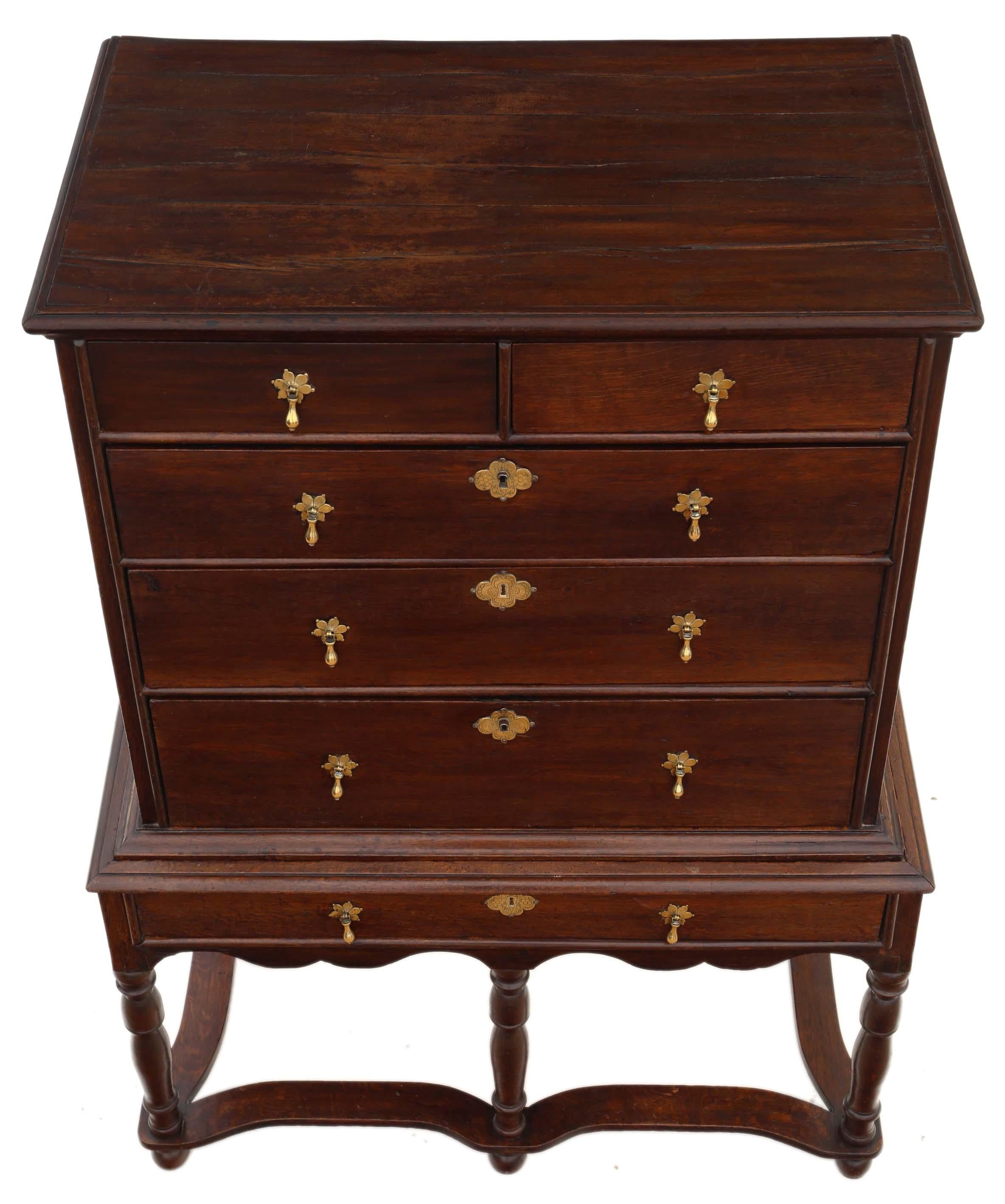 Antique Georgian 18th century and later oak chest of drawers on stand

This is a lovely chest, that is full of age, charm and character.

No loose joints and the drawers slide freely. Separates into two haves for transport.

Good shape and