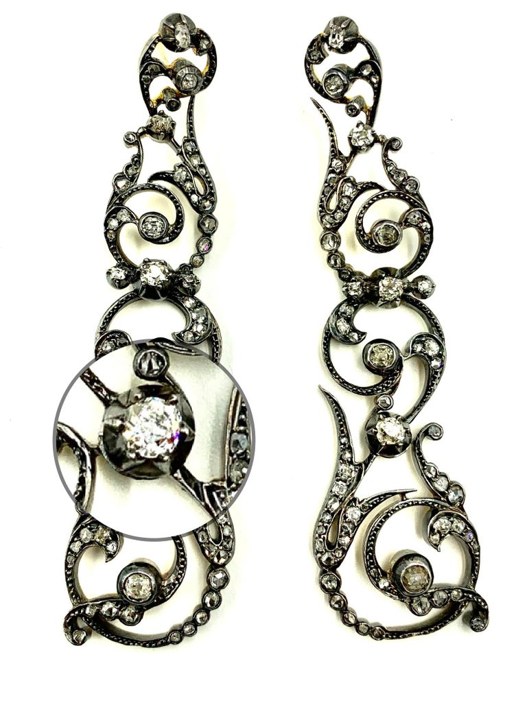 Antique Georgian 18th Century Diamond 18K Gold, Silver Topped Gold Earrings In Good Condition For Sale In New York, NY