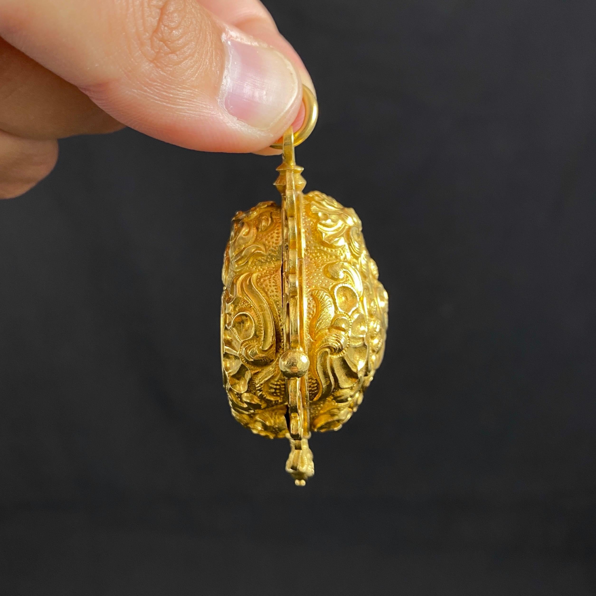 Antique Georgian 18th Century Religious Reliquary Locket Yellow Gold Portuguese 1