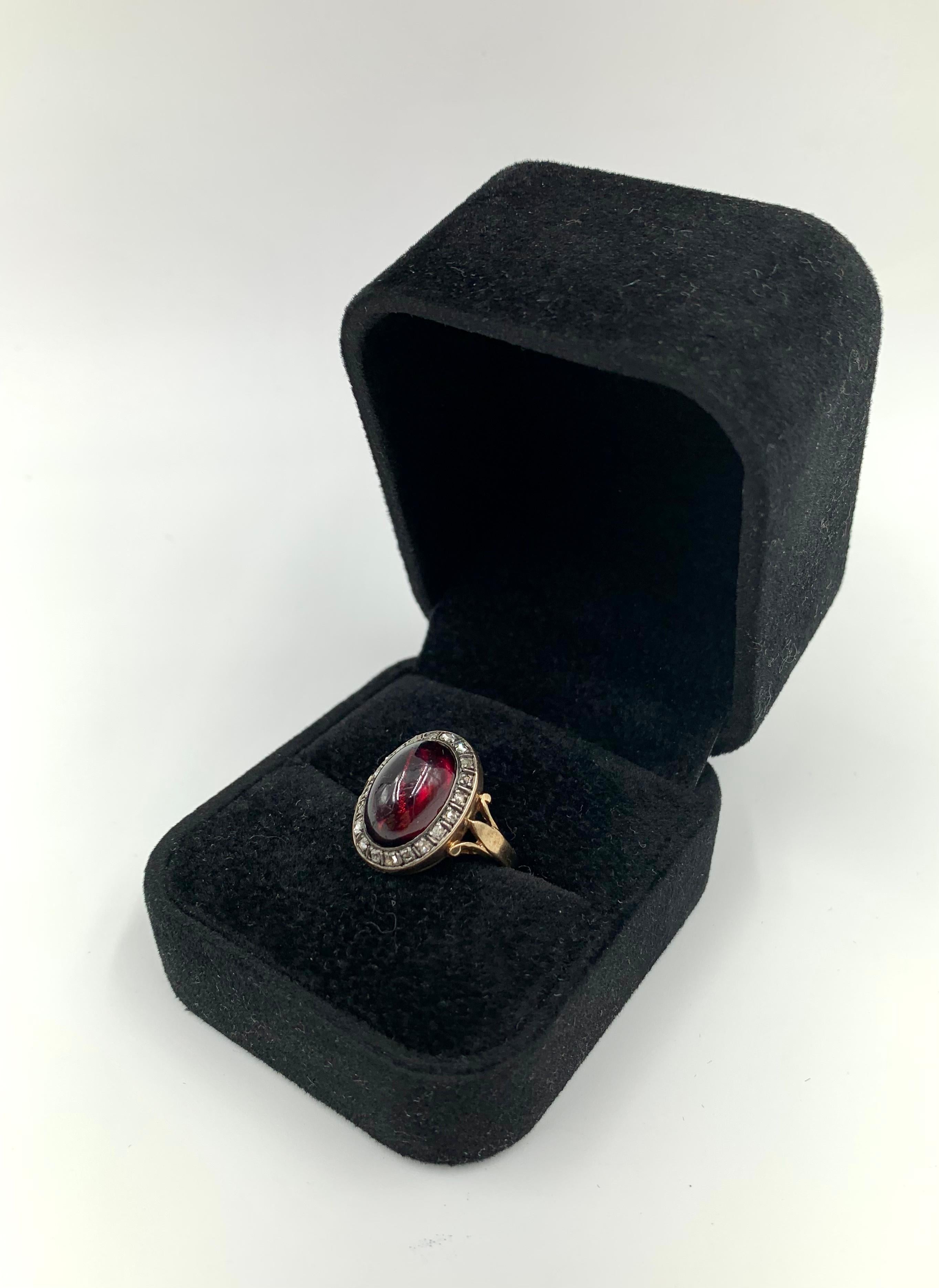 Women's or Men's Antique Georgian 5.25 TCW Carbuncle Garnet Rose Cut Diamond 14K Rose Gold Ring For Sale