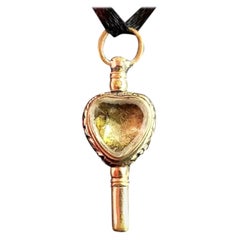 Antique Georgian 9 Karat Yellow Gold Heart Watch Key, Citrine and Bloodstone