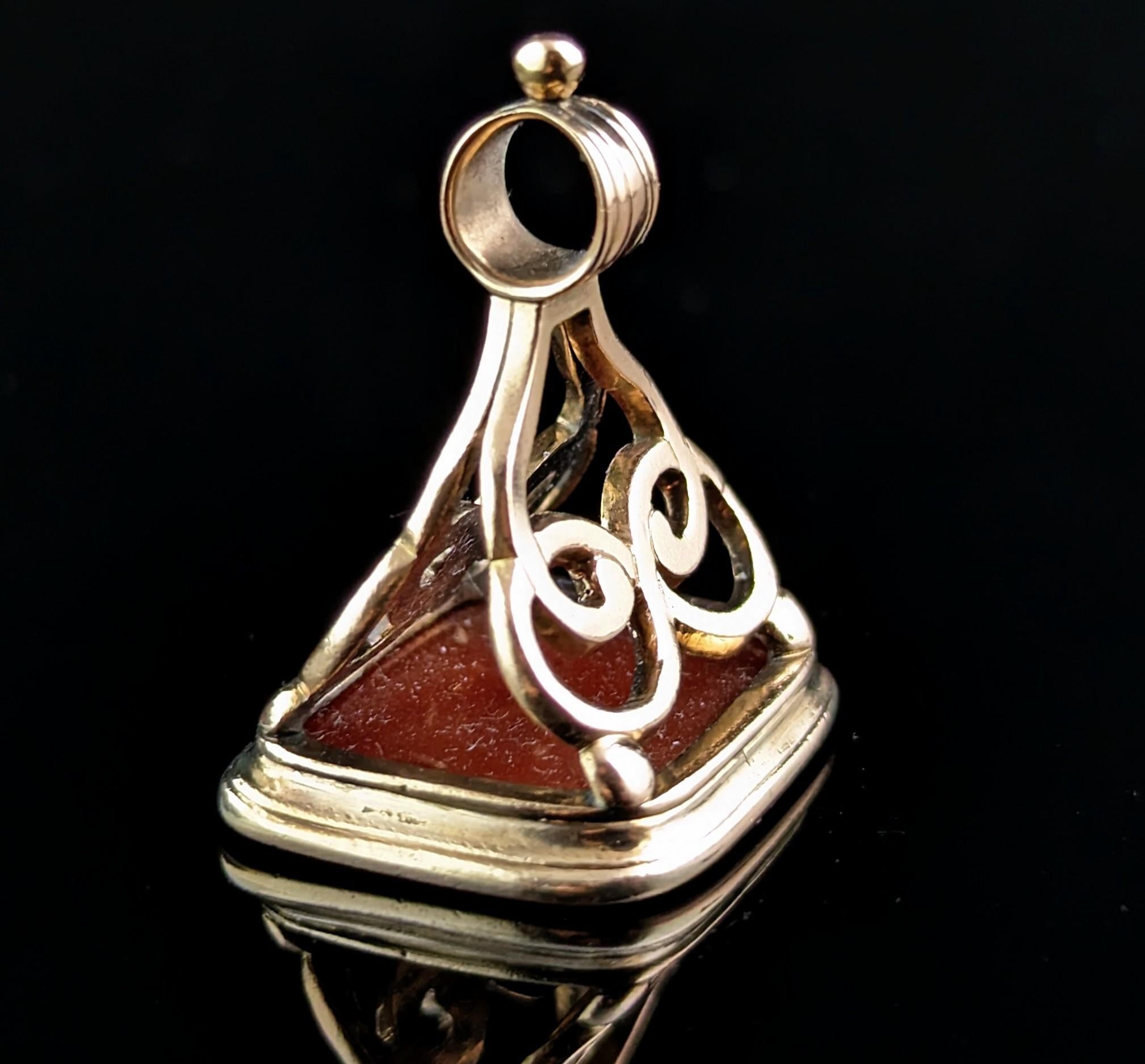 Women's or Men's Antique Georgian 9k gold seal fob pendant, Carnelian, Heraldic  For Sale