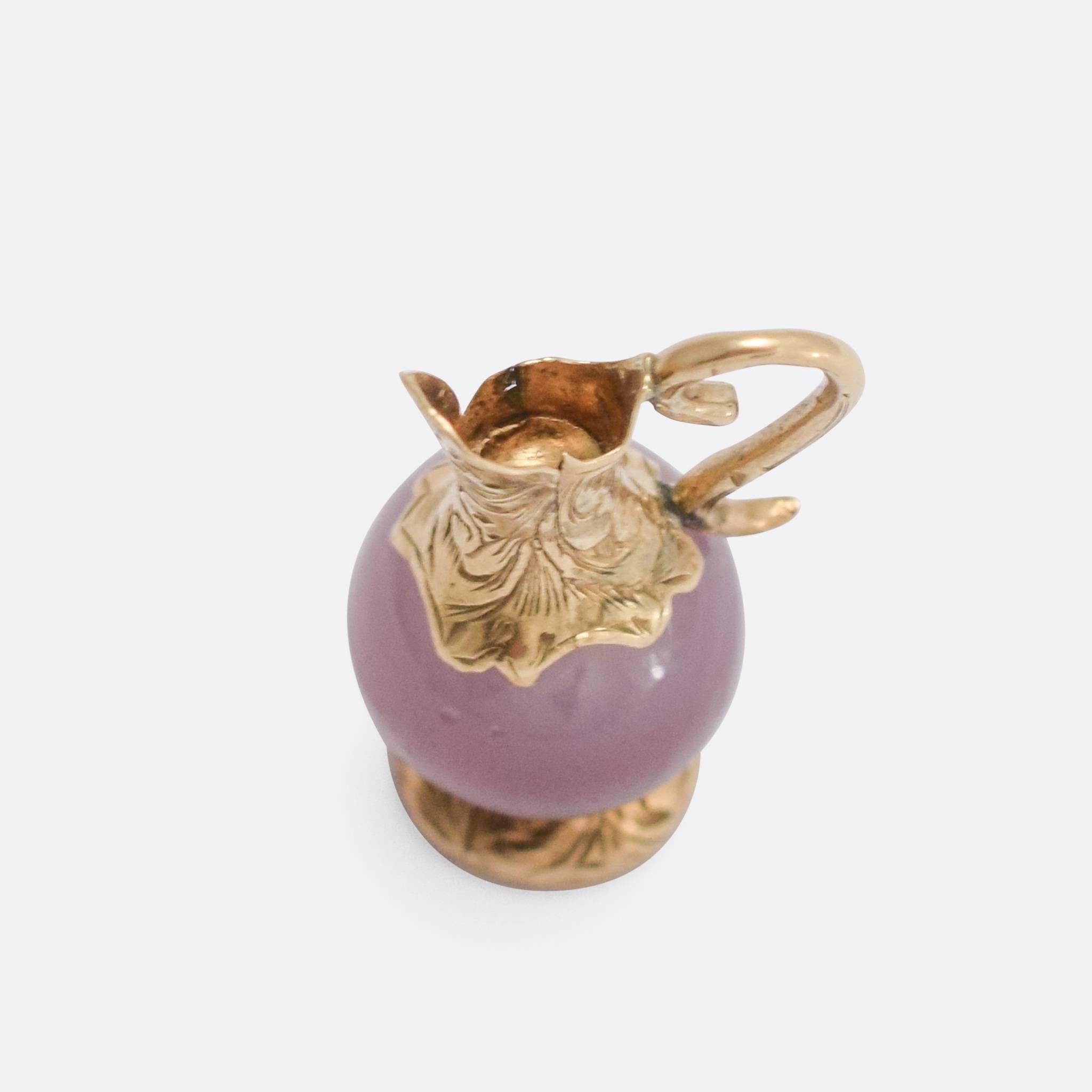 Women's Antique Georgian Agate Wine Jug Gold Pendant Necklace
