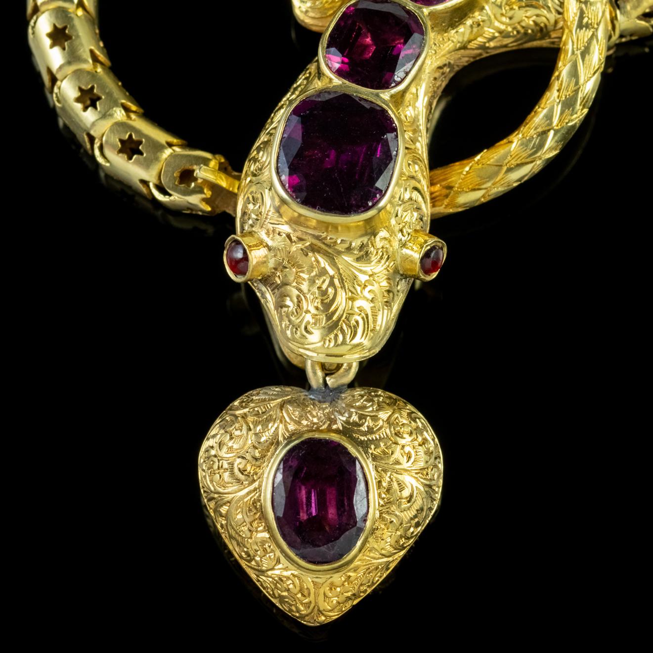 Women's Antique Georgian Almandine Garnet Snake 18 Carat Gold Heart Locket Bracelet For Sale
