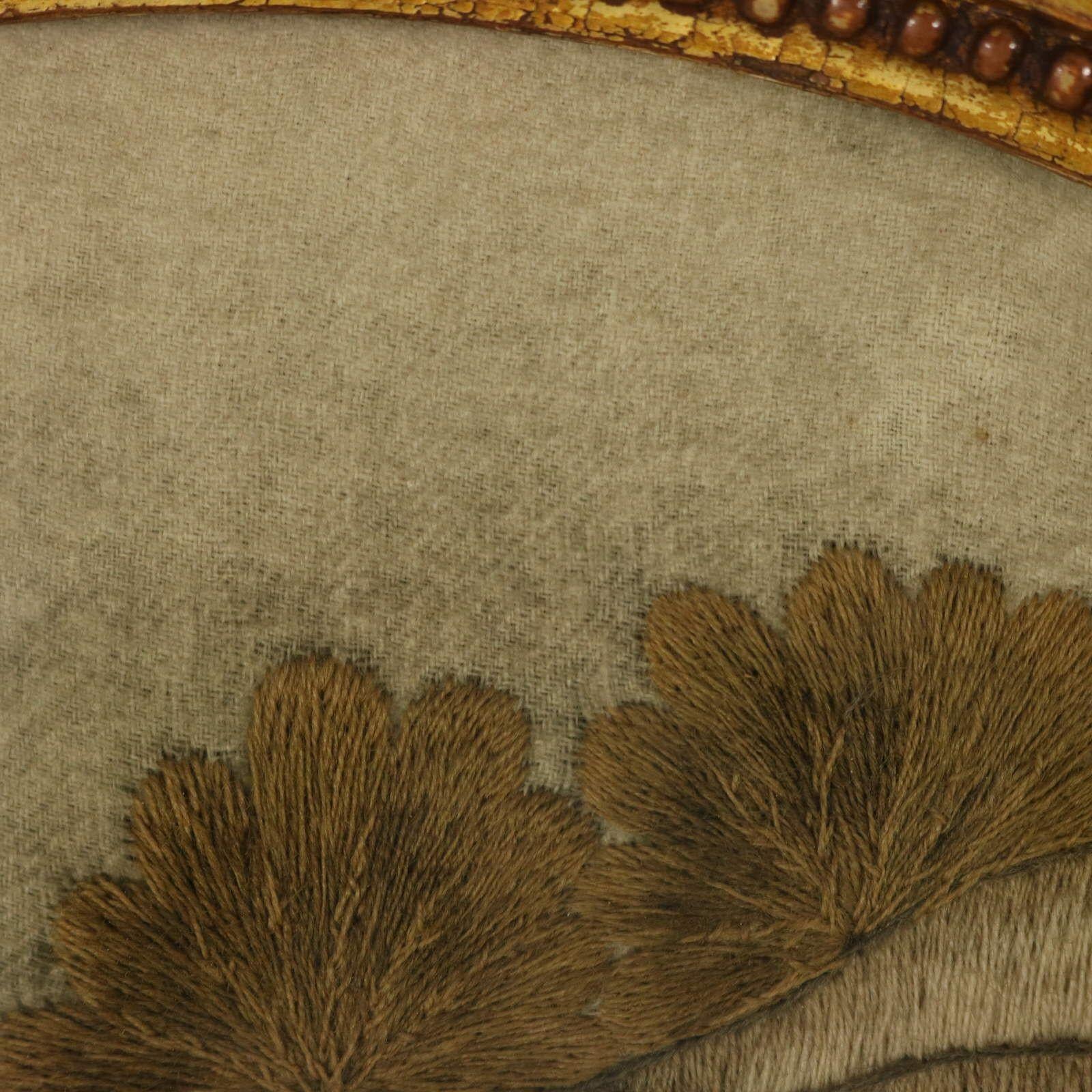 Broderie d'applique géorgienne ancienne d'une scène champêtre en vente 7