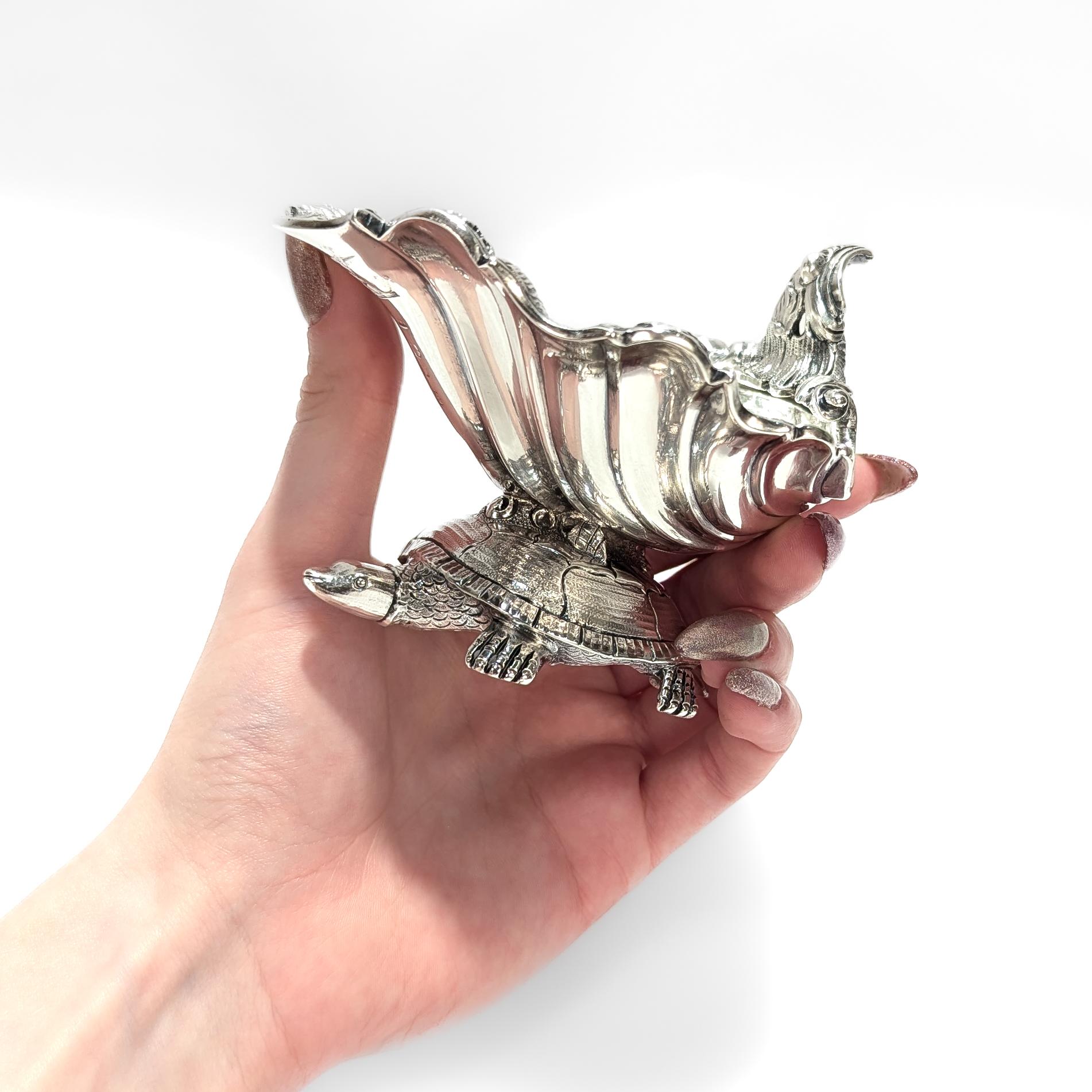 Antique Georgian Armorial Sterling Silver Turtle & Shell Sweetmeat / Salt Cellar For Sale 7