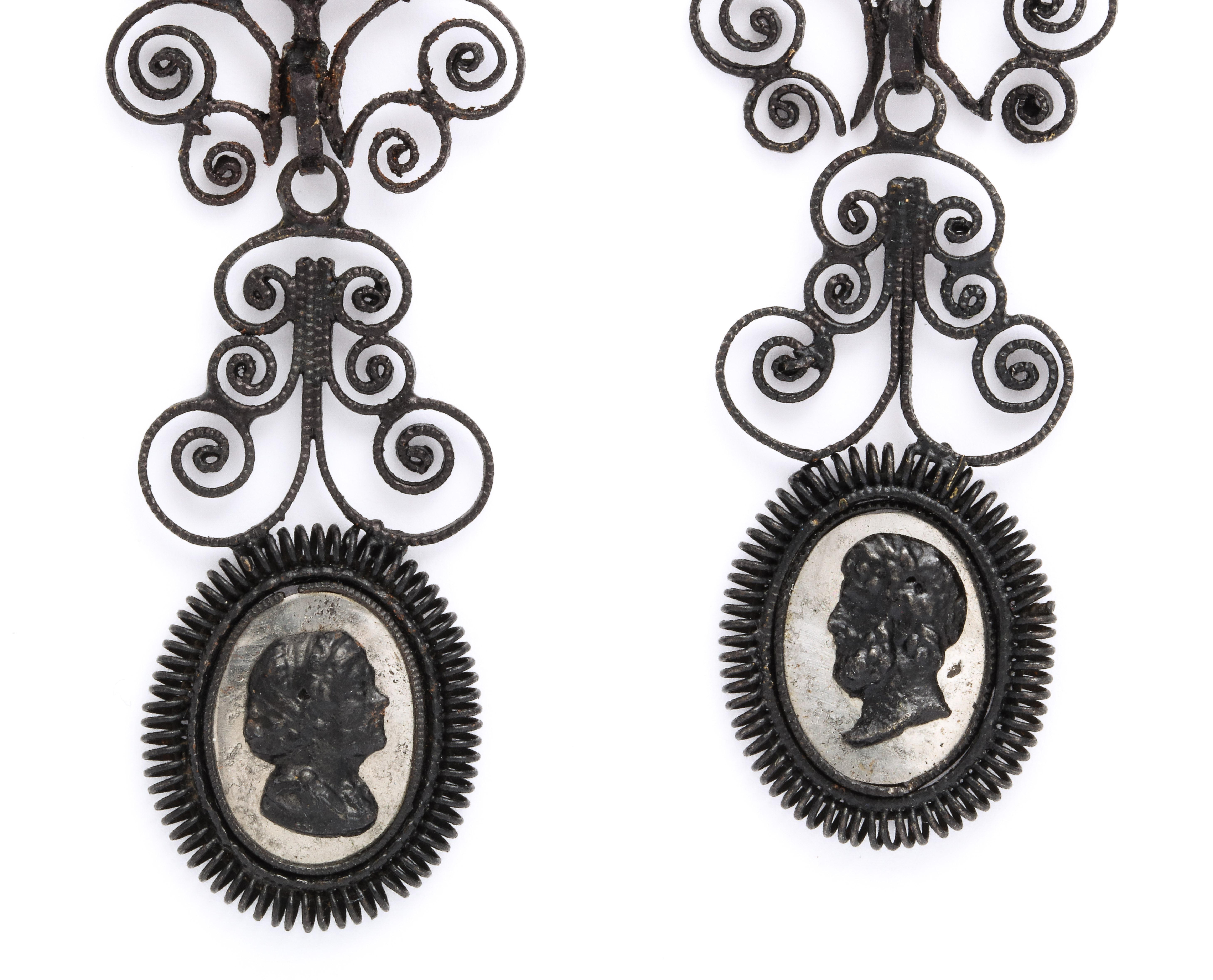 Antique Georgian Berlin Iron Chandelier Earrings In Excellent Condition For Sale In Stamford, CT