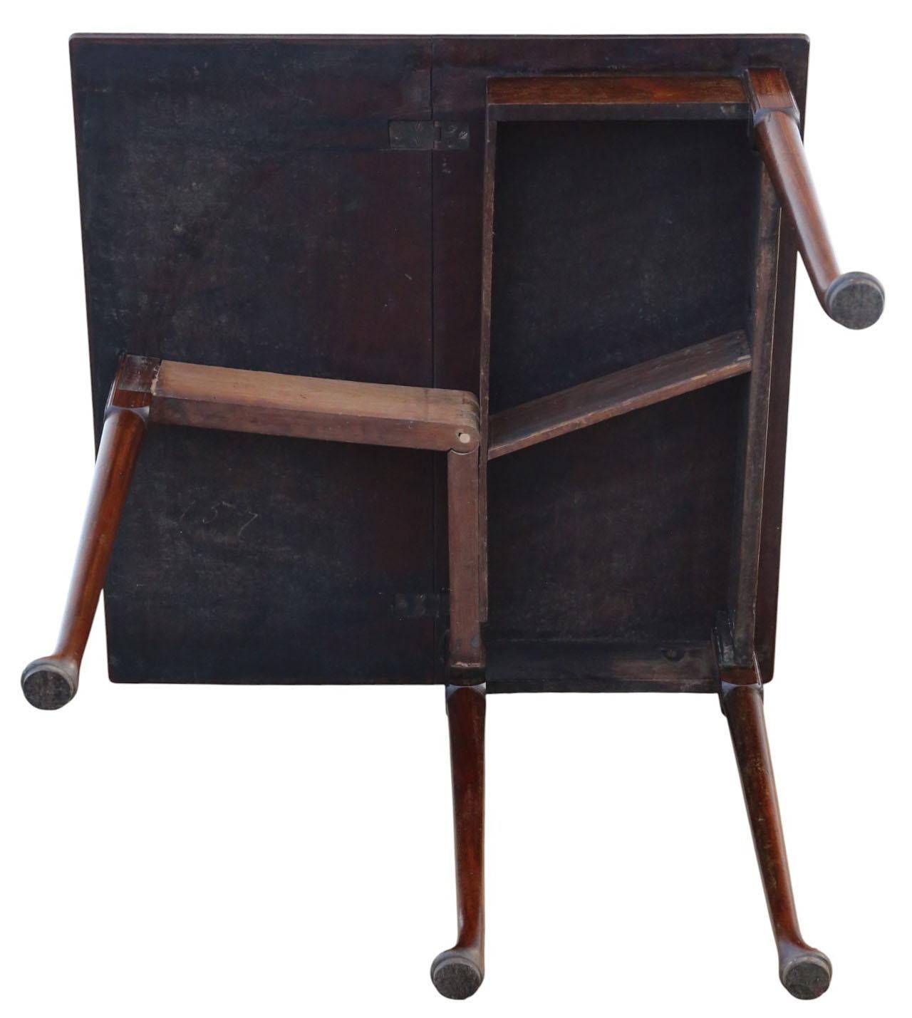 Antique Georgian c.1800 Mahogany Gateleg Drop-Leaf Dining Table- Fine Quality For Sale 3