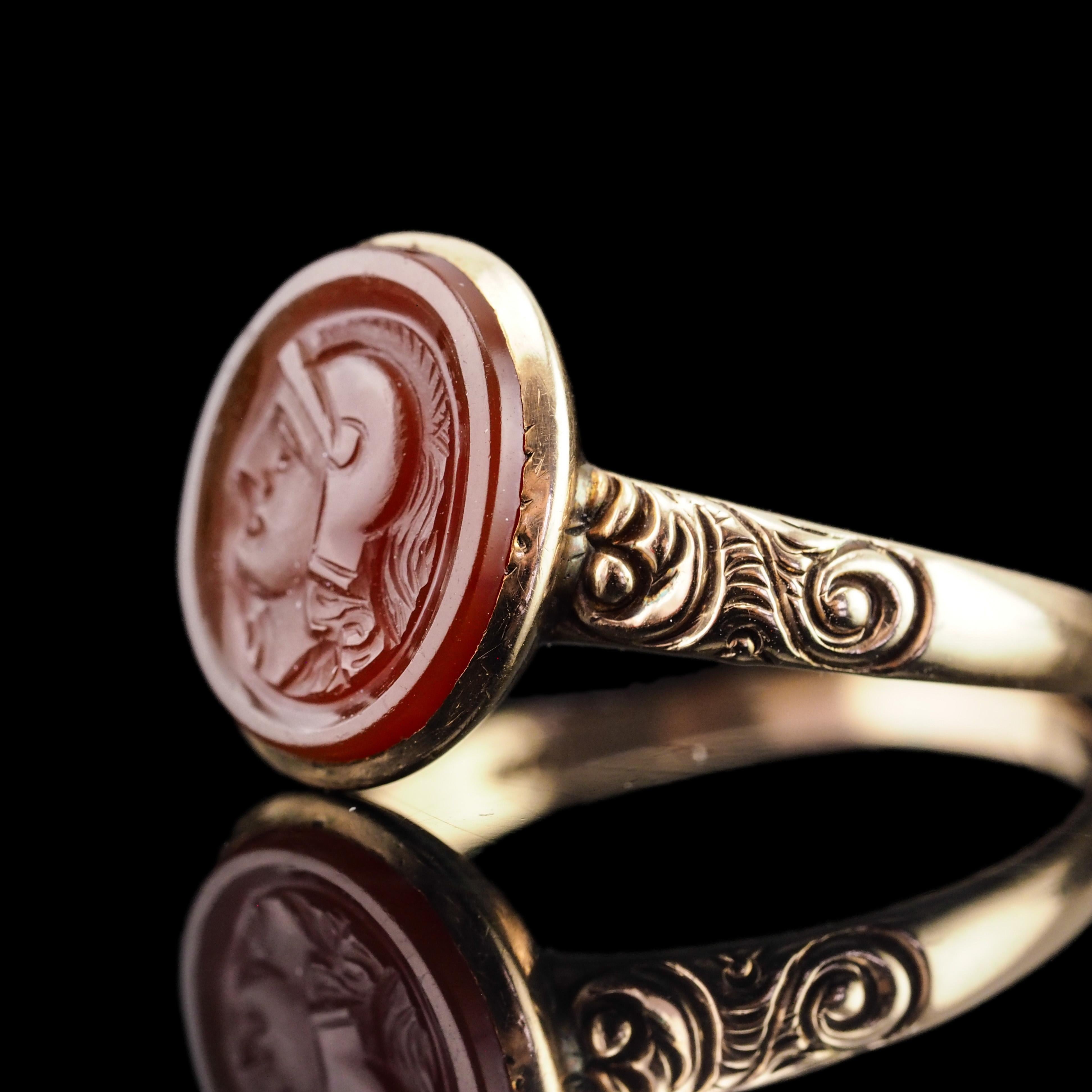 Antico anello cammeo georgiano in oro 10K con incisione di un soldato romano - C.C. 1820 in vendita 8