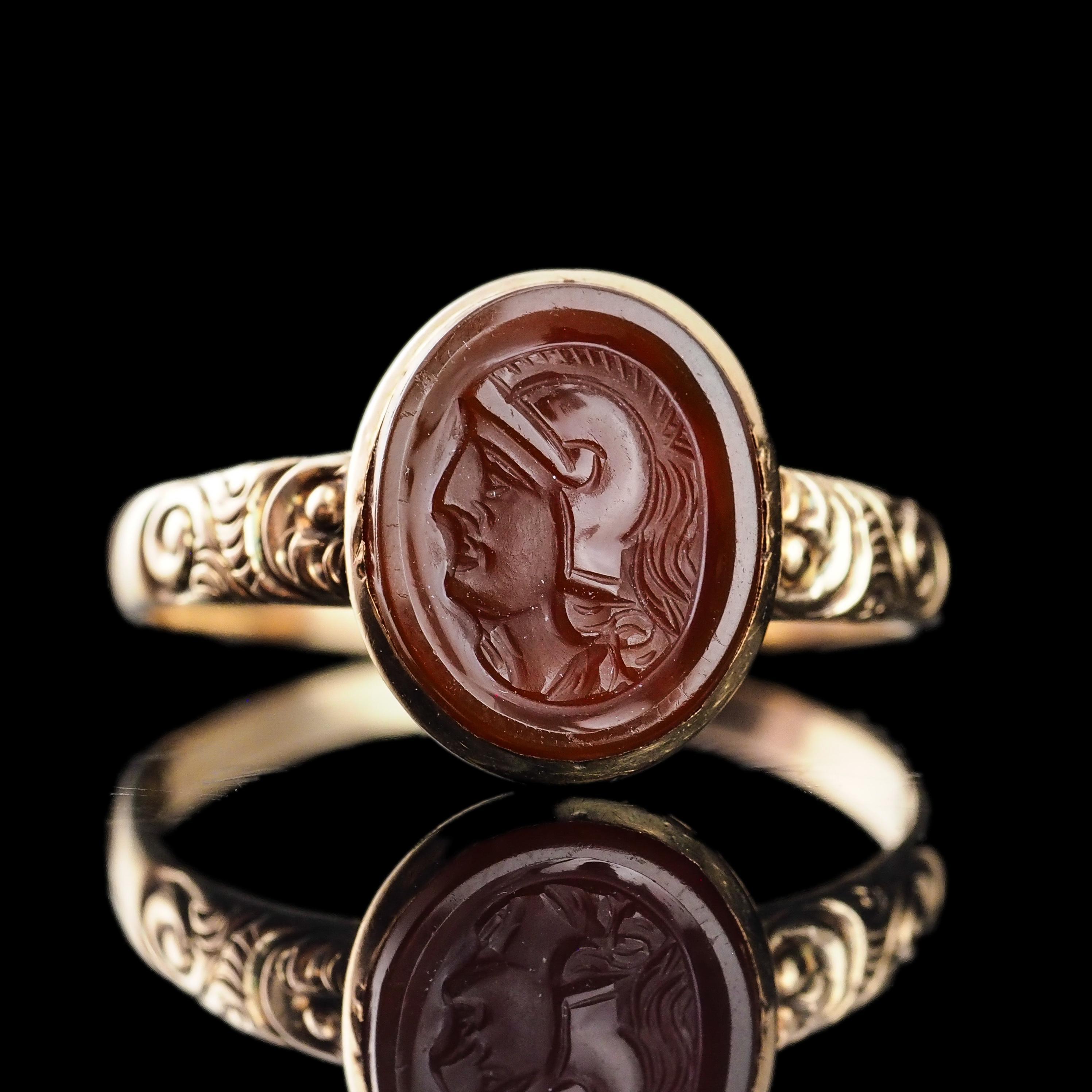 Antico anello cammeo georgiano in oro 10K con incisione di un soldato romano - C.C. 1820 in vendita 3
