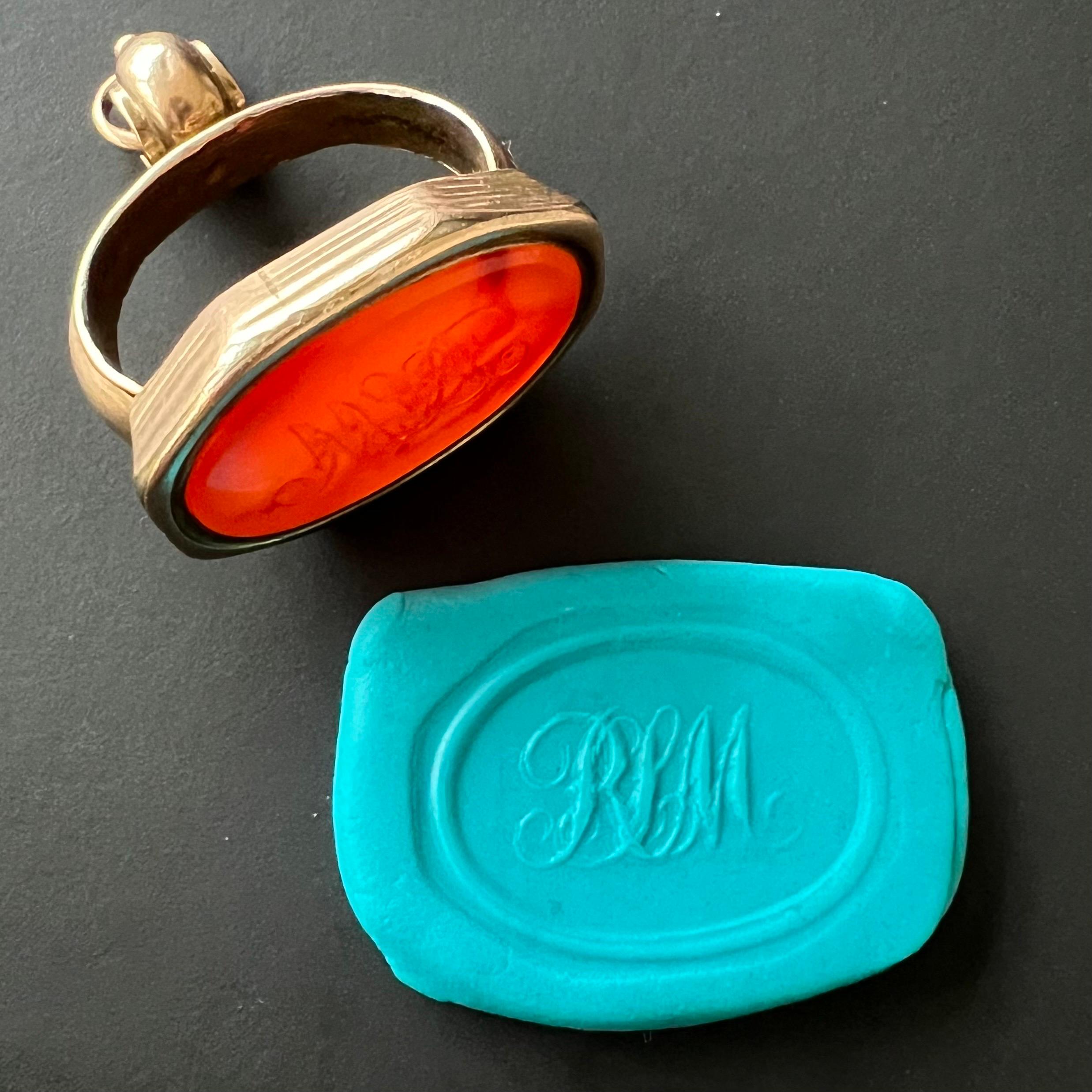Pendentif en forme de sceau de cire en intaille en cornaline de l'Antiquité géorgienne en vente 2