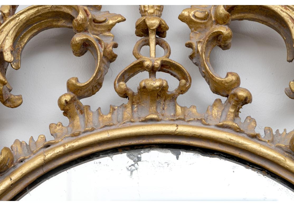 Antiguo espejo georgiano tallado y dorado para restaurar en venta 6