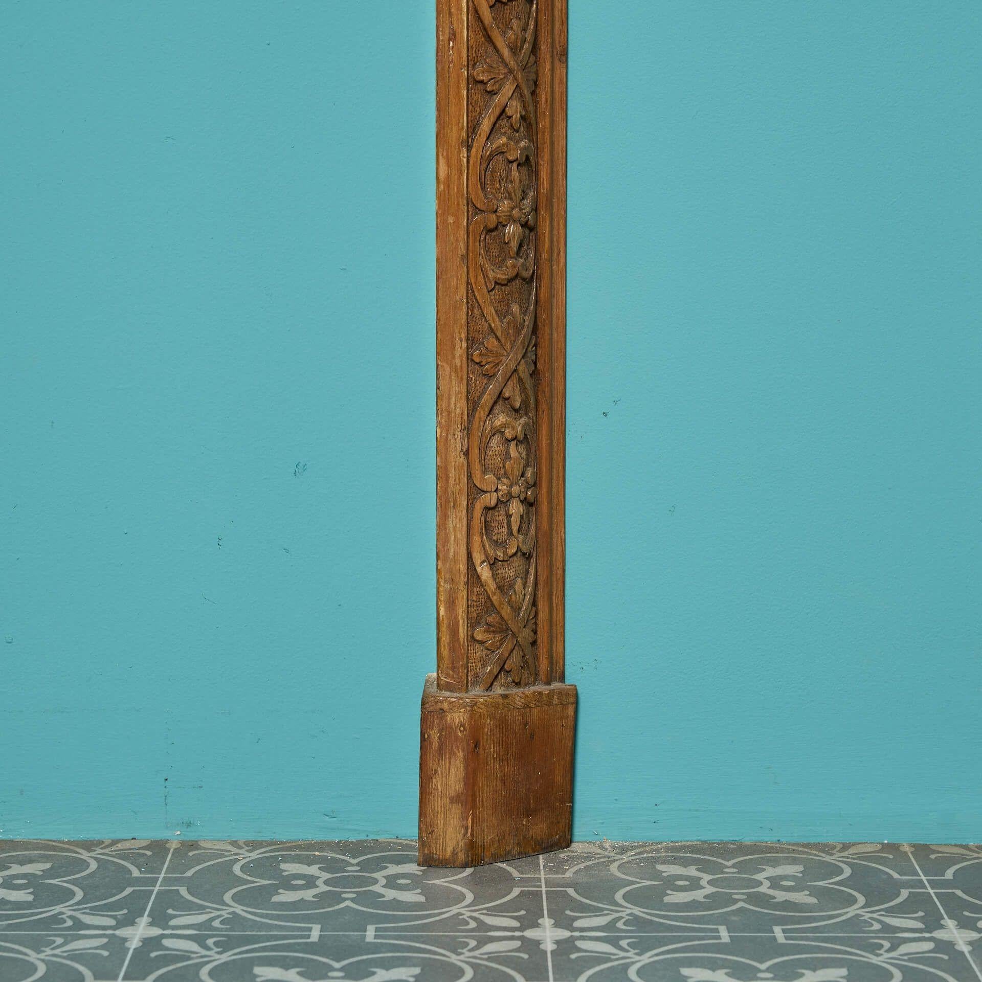 Chimenea georgiana antigua tallada siglo XIX en venta