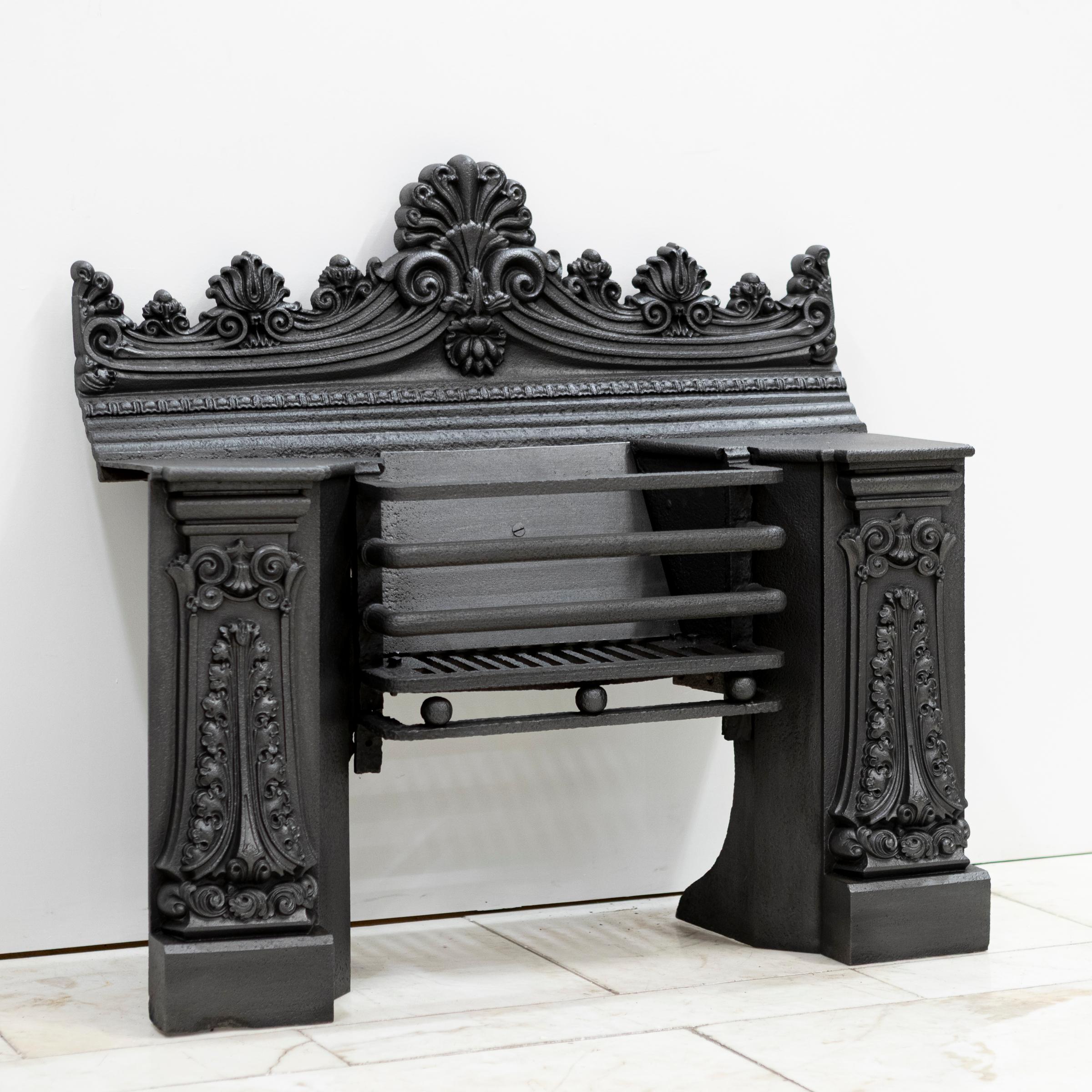 18th Century and Earlier Antique Georgian Cast Iron Hob Grate For Sale