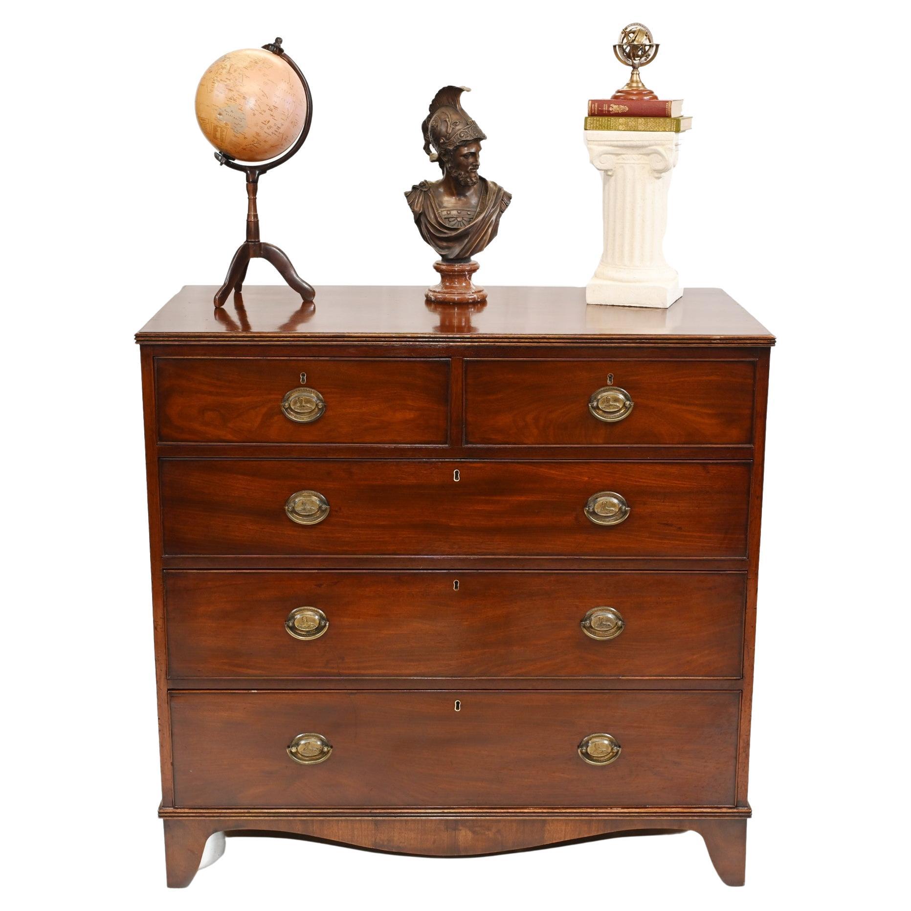 Antique Georgian Chest of Drawers Mahogany Hepplewhite For Sale