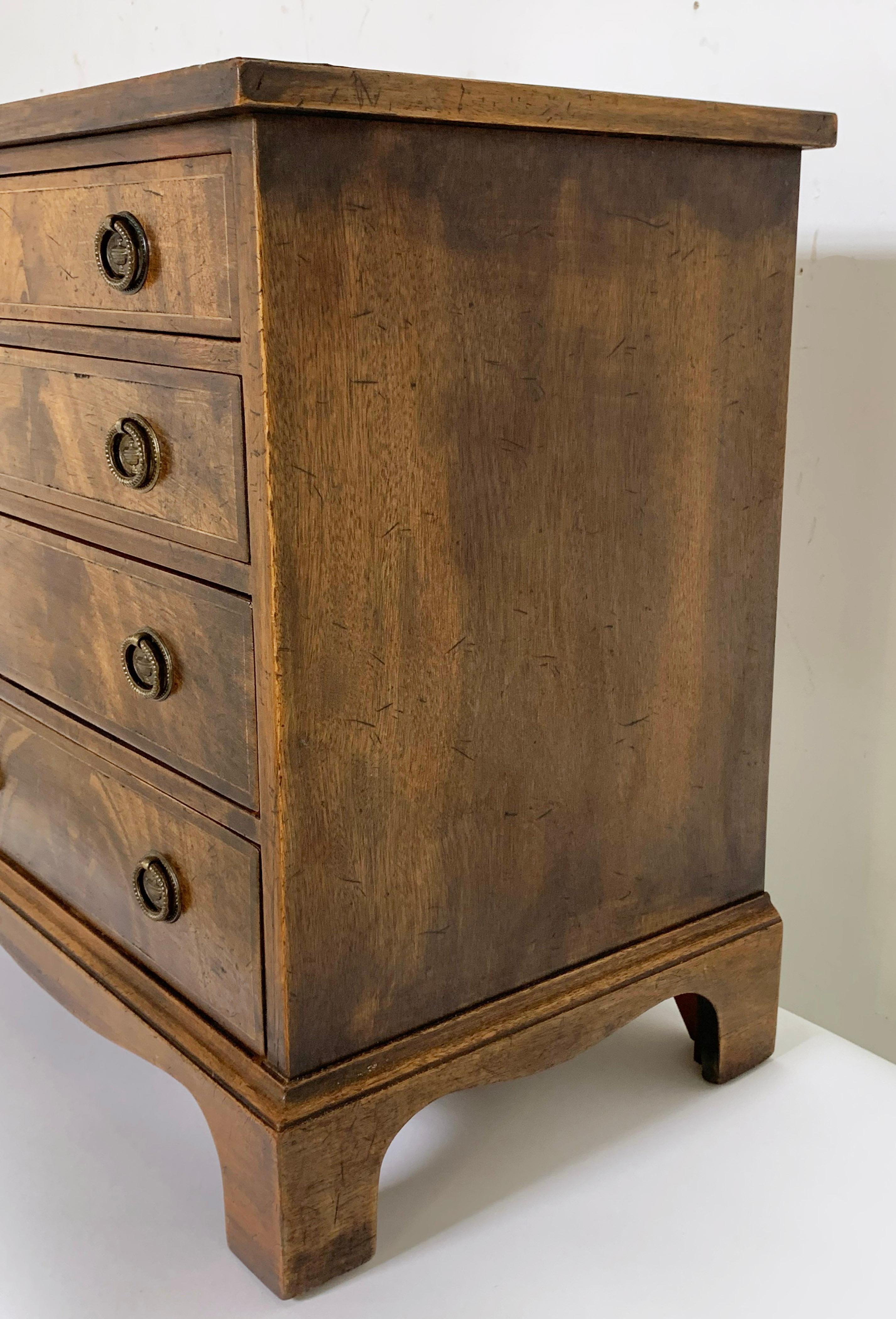 European Antique Georgian Miniature Chest in Mahogany with Boxwood Stringing, ca. 1780s For Sale