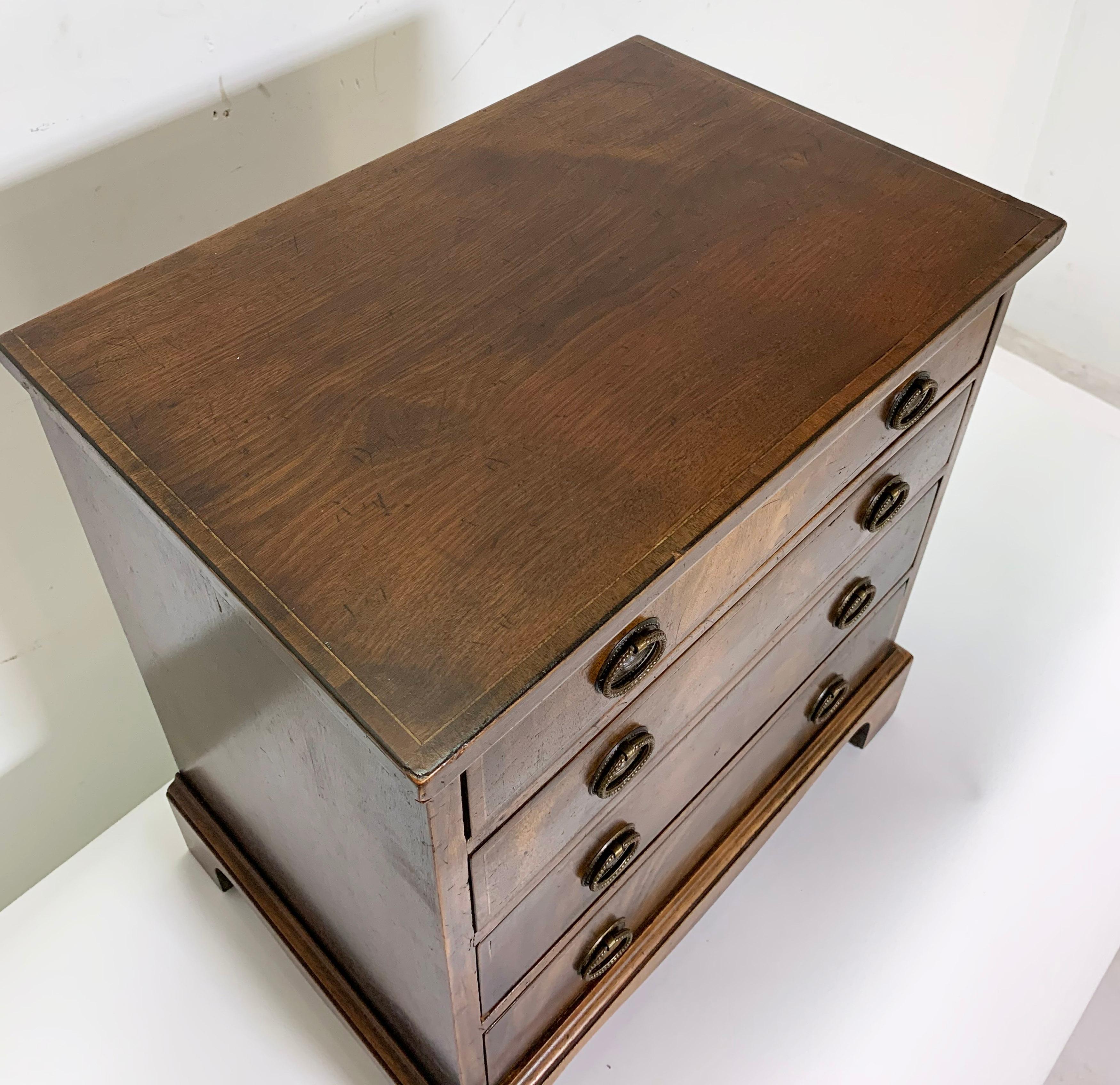 Antique Georgian Miniature Chest in Mahogany with Boxwood Stringing, ca. 1780s For Sale 1
