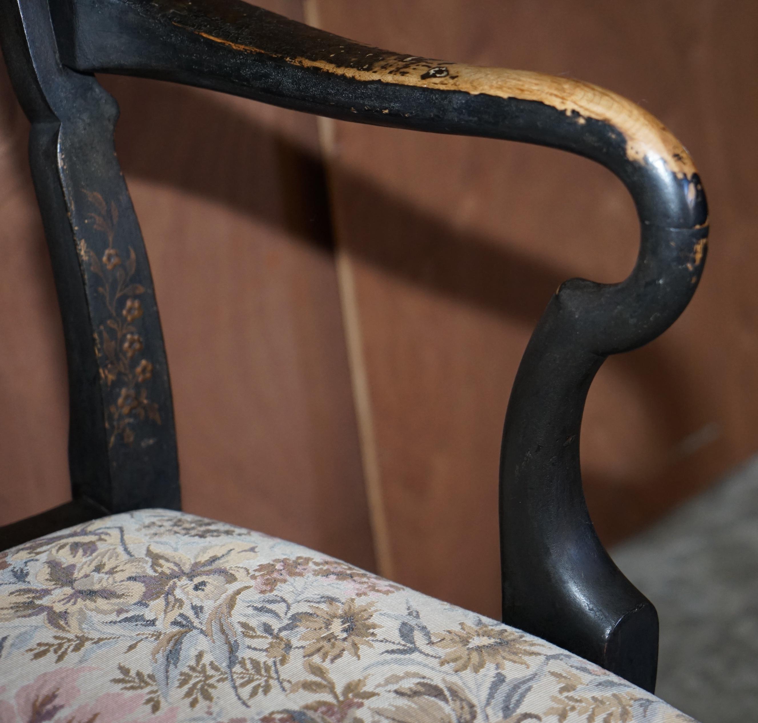 Antiker georgianischer Chinoiserie-Sessel, schwarzer Lack, Originalfarbe, gut getragen (Lackiert) im Angebot