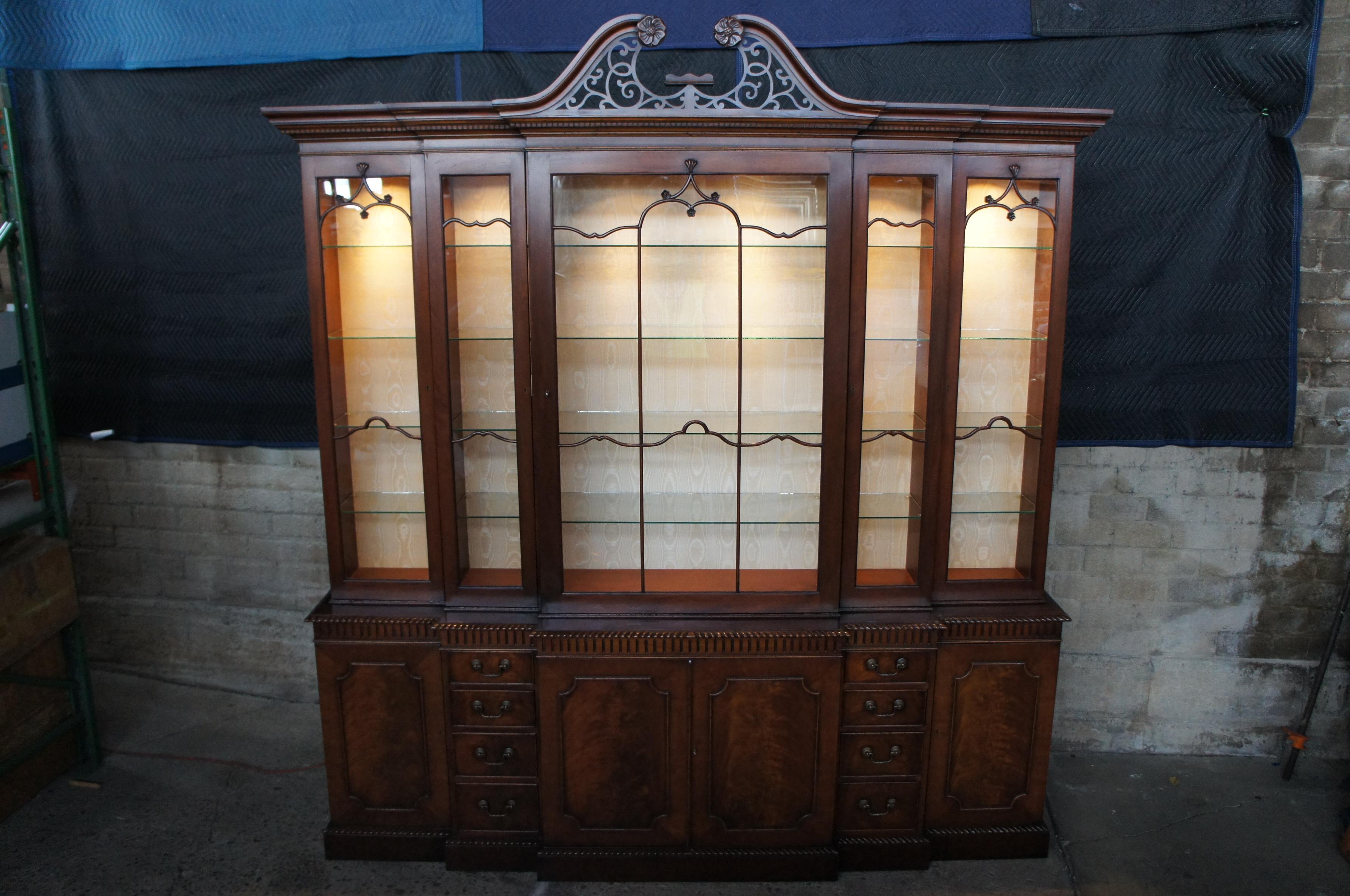 Antique Georgian Chippendale Crotch Mahogany Breakfront China Display Cabinet 5