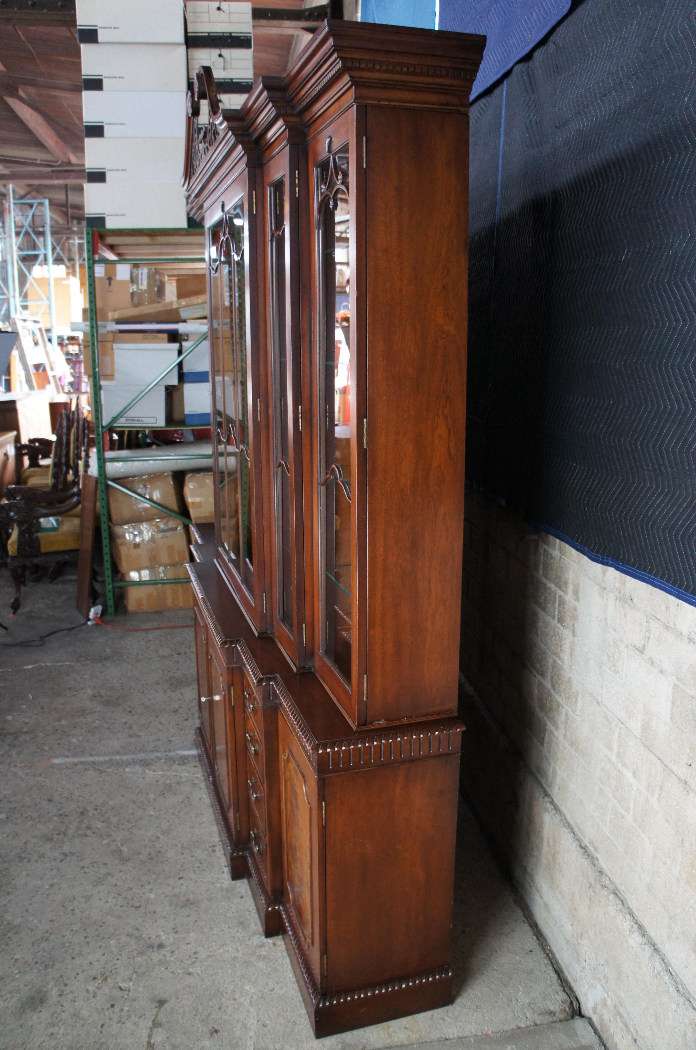 Antique Georgian Chippendale Crotch Mahogany Breakfront China Display Cabinet 1