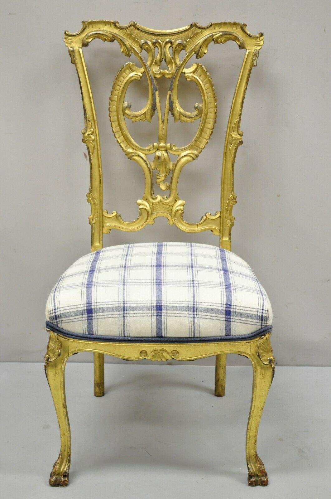 Antique Georgian Chippendale gold giltwood carved paw feet accent side chair. Item features a distressed gold gilt finish, solid wood frame, nicely carved details, carved paw feet, very nice antique item, quality craftsmanship, great style and form.