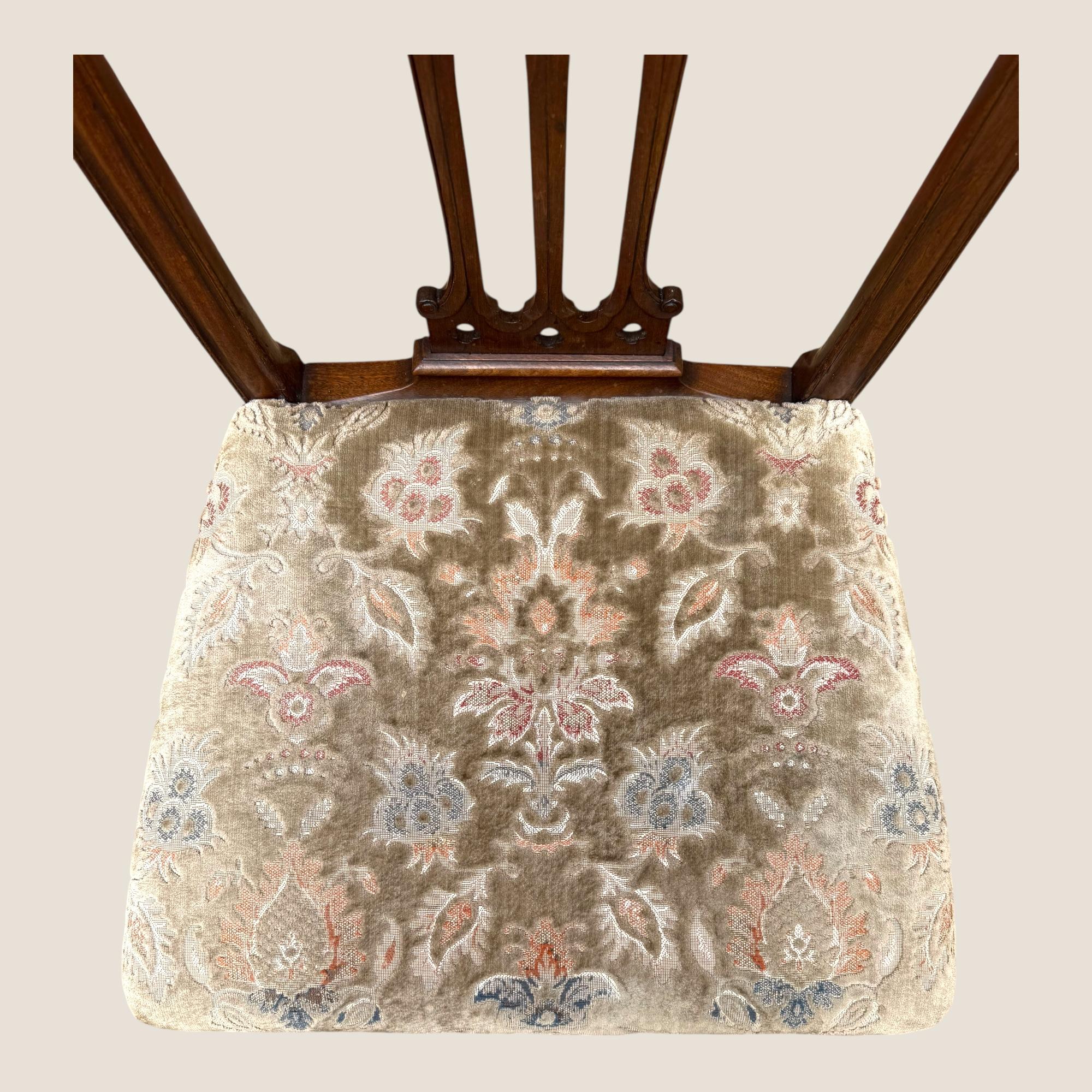 Antique Georgian Chippendale Period Mahogany & Floral Upholstered Carved Chair For Sale 1