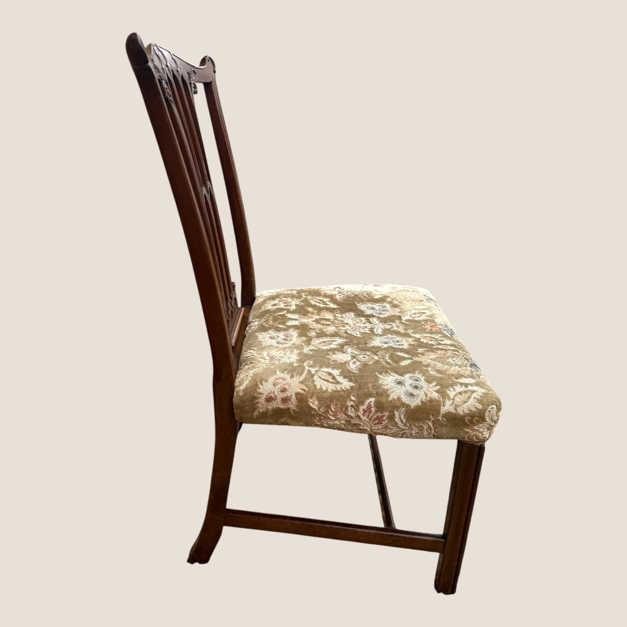 Antique Georgian Chippendale Period Mahogany & Floral Upholstered Carved Chair For Sale 3