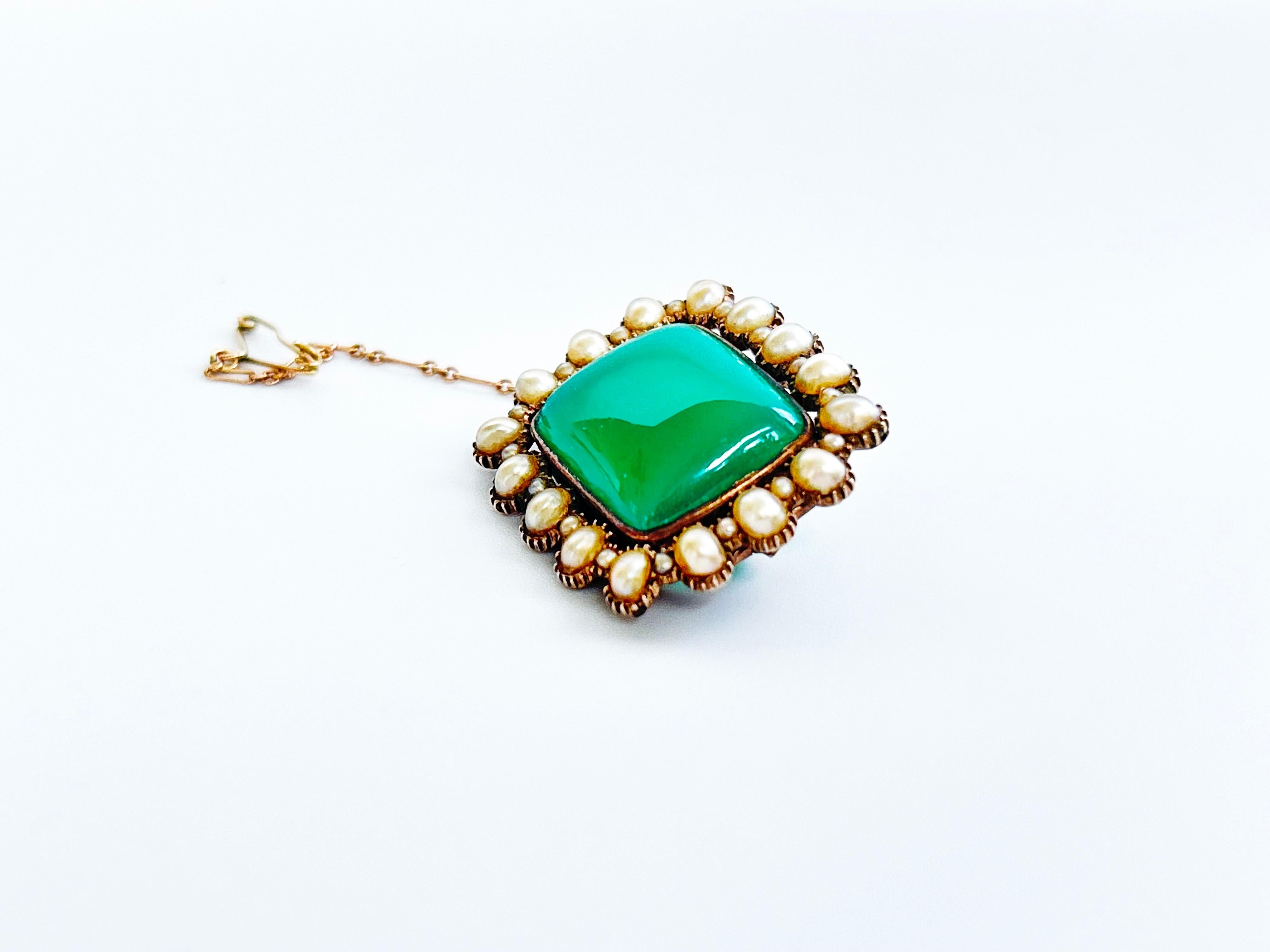 Antique Georgian Chrysoprase Rectangle Cabochon, Natural Pearl & Seed Pearl In Excellent Condition In Joelton, TN