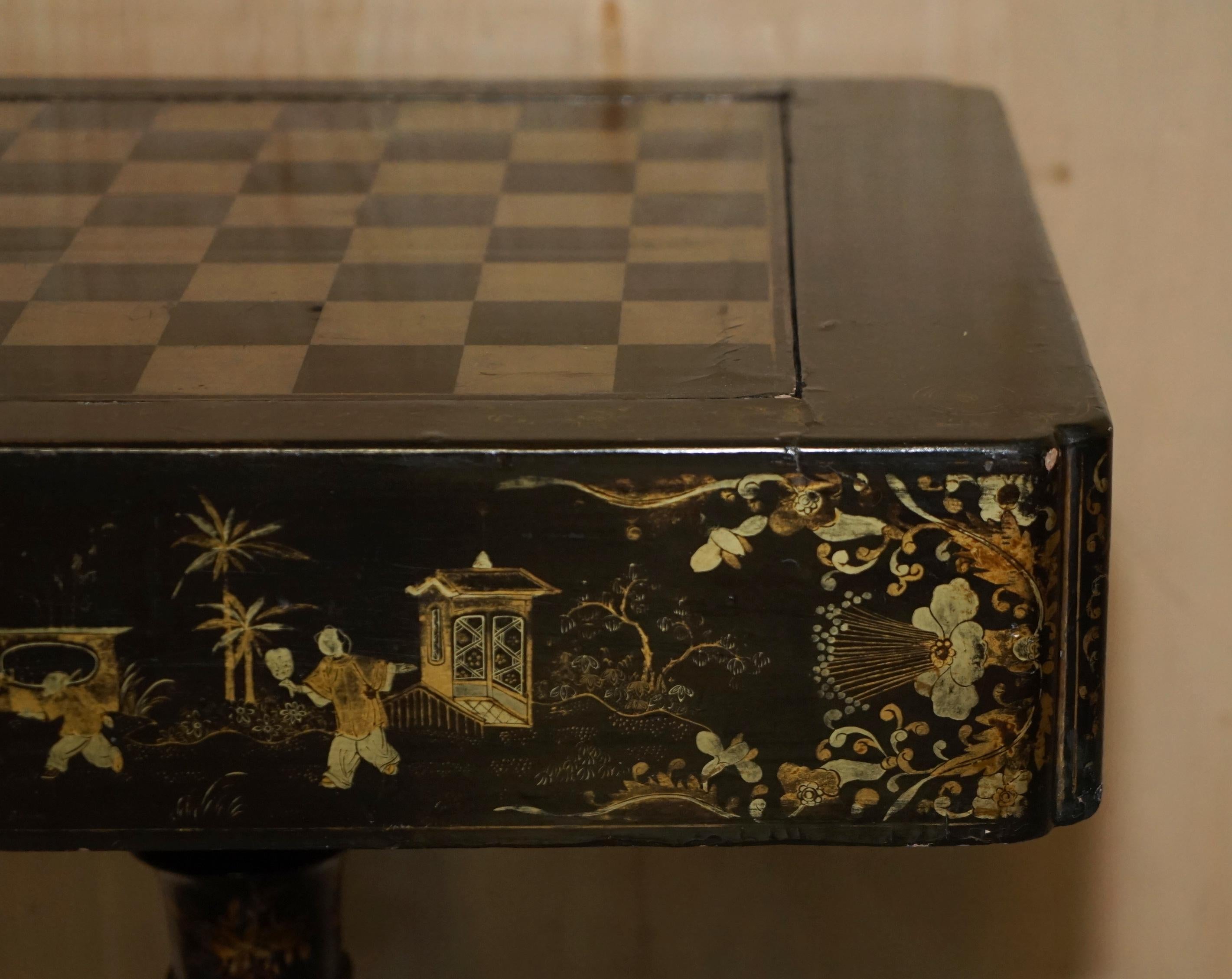 ANTIQUE GEORGIAN CIRCA 1820 CHiNESE CHINOISERIE CHESSBOARD BACKGAMMON TABLE For Sale 8