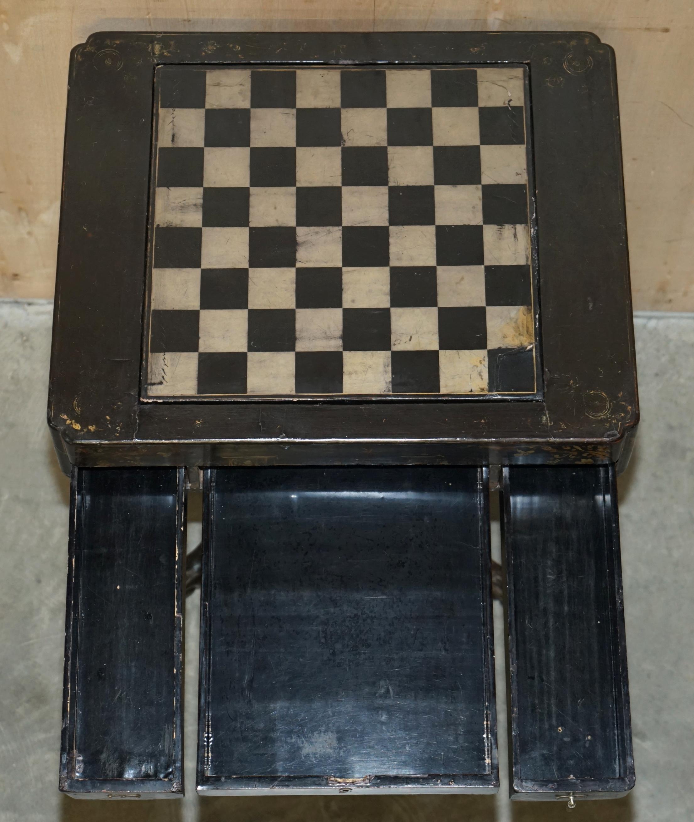ANTIQUE GEORGIAN CIRCA 1820 CHiNESE CHINOISERIE CHESSBOARD BACKGAMMON TABLE For Sale 11