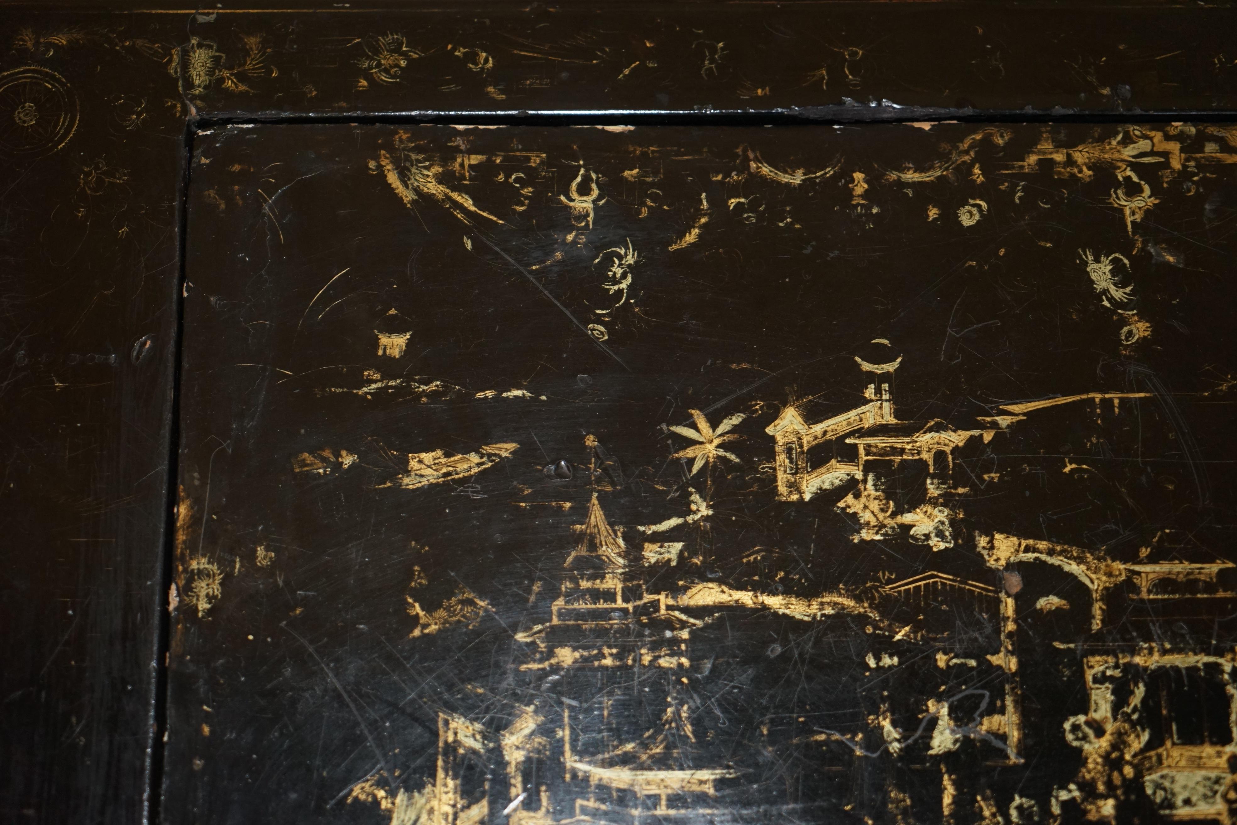 Lacquered ANTIQUE GEORGIAN CIRCA 1820 CHiNESE CHINOISERIE CHESSBOARD BACKGAMMON TABLE For Sale