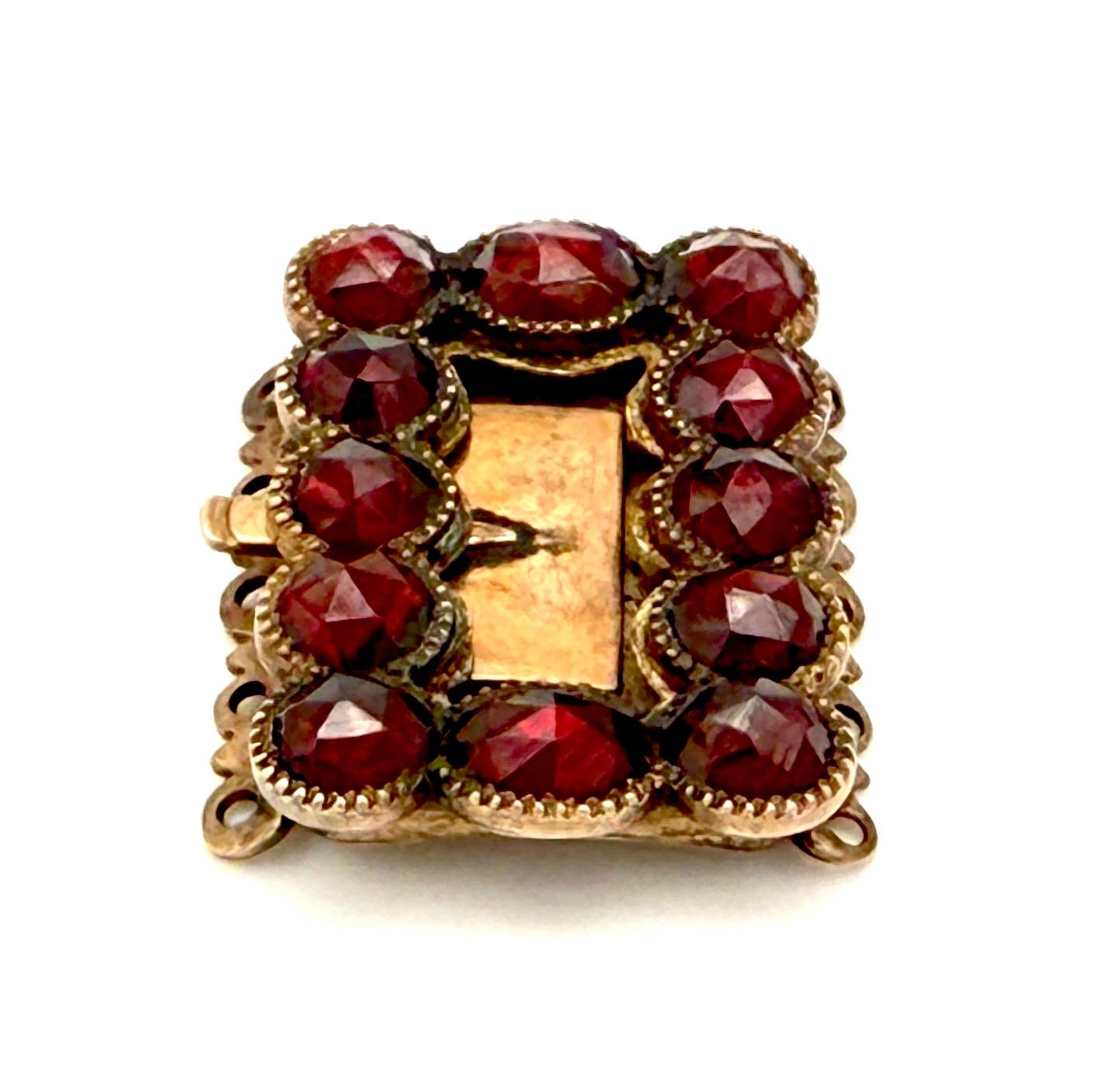 Antikes georgianisches Verschluss-Halskette-Armband aus Roségold mit 9 Karat Granat (Rundschliff) im Angebot