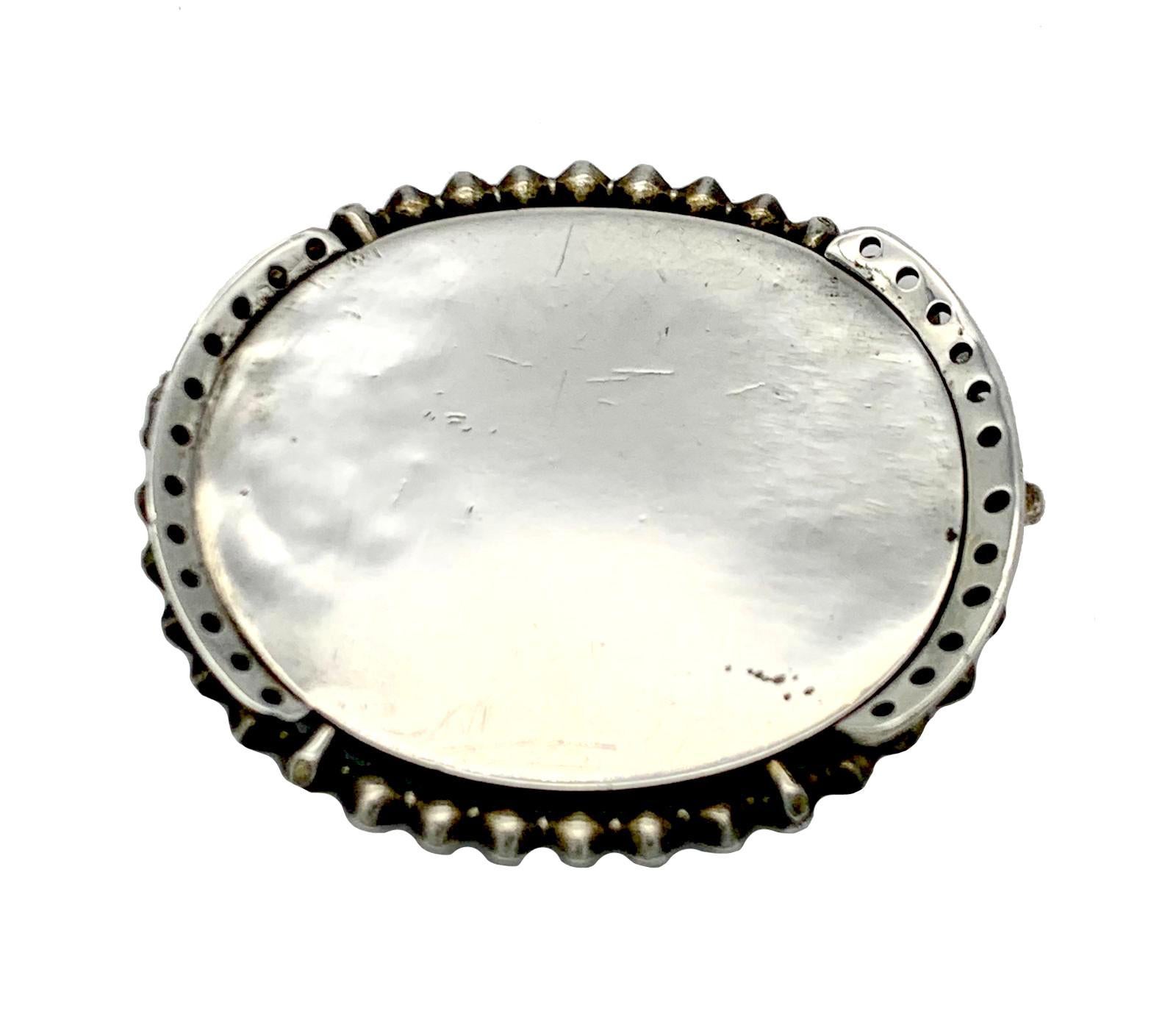 Antiker georgianischer Verschluss Granate Silber Haar Eternity Knot Sentimental Jewellery (Carréeschliff) im Angebot