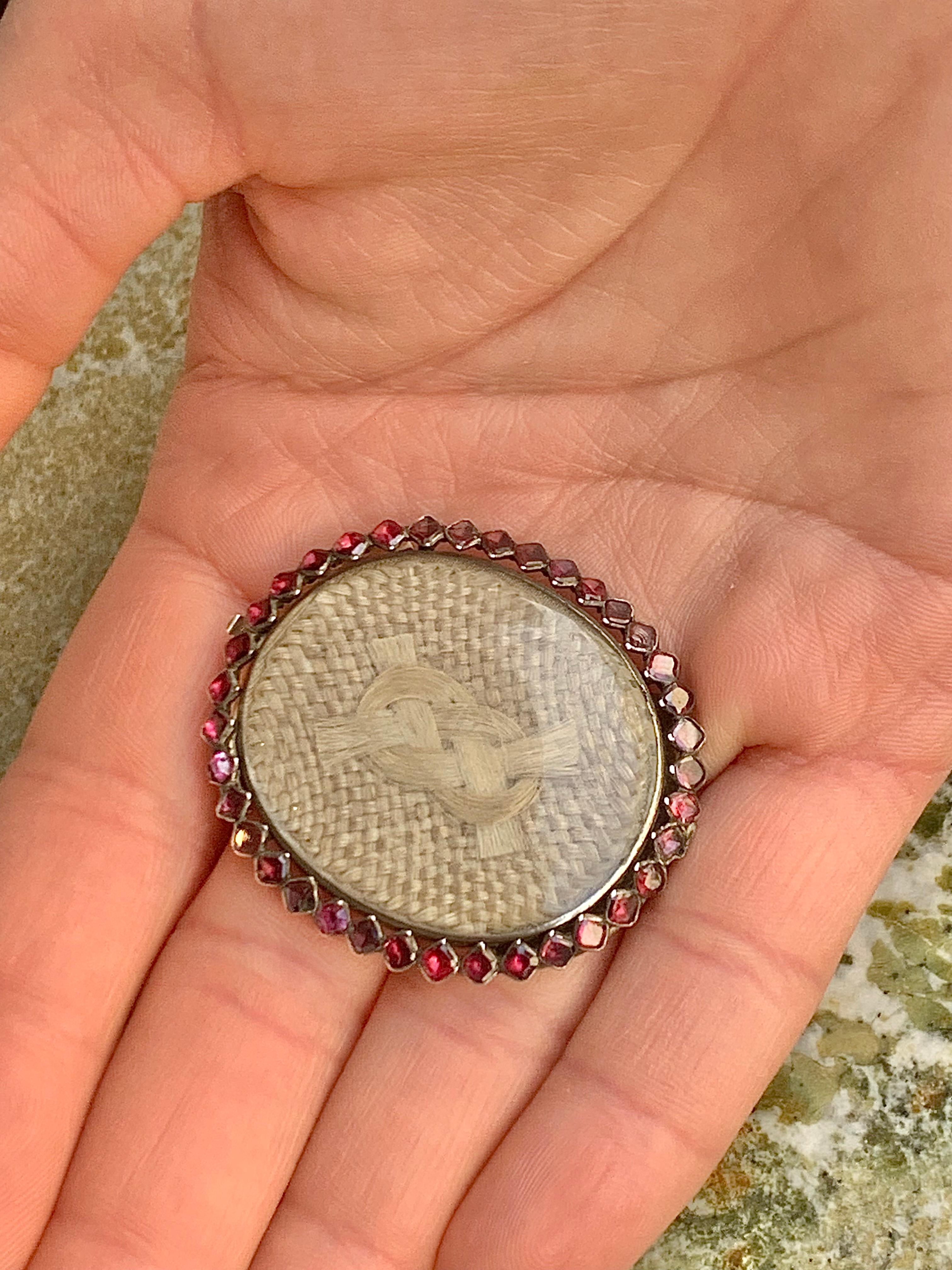 Women's Antique Georgian Clasp Garnets Silver Hair Eternity Knot Sentimental Jewellery For Sale