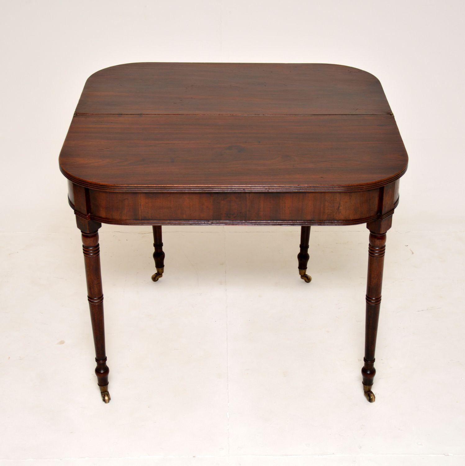 Antique Georgian Console / Tea Table In Good Condition In London, GB