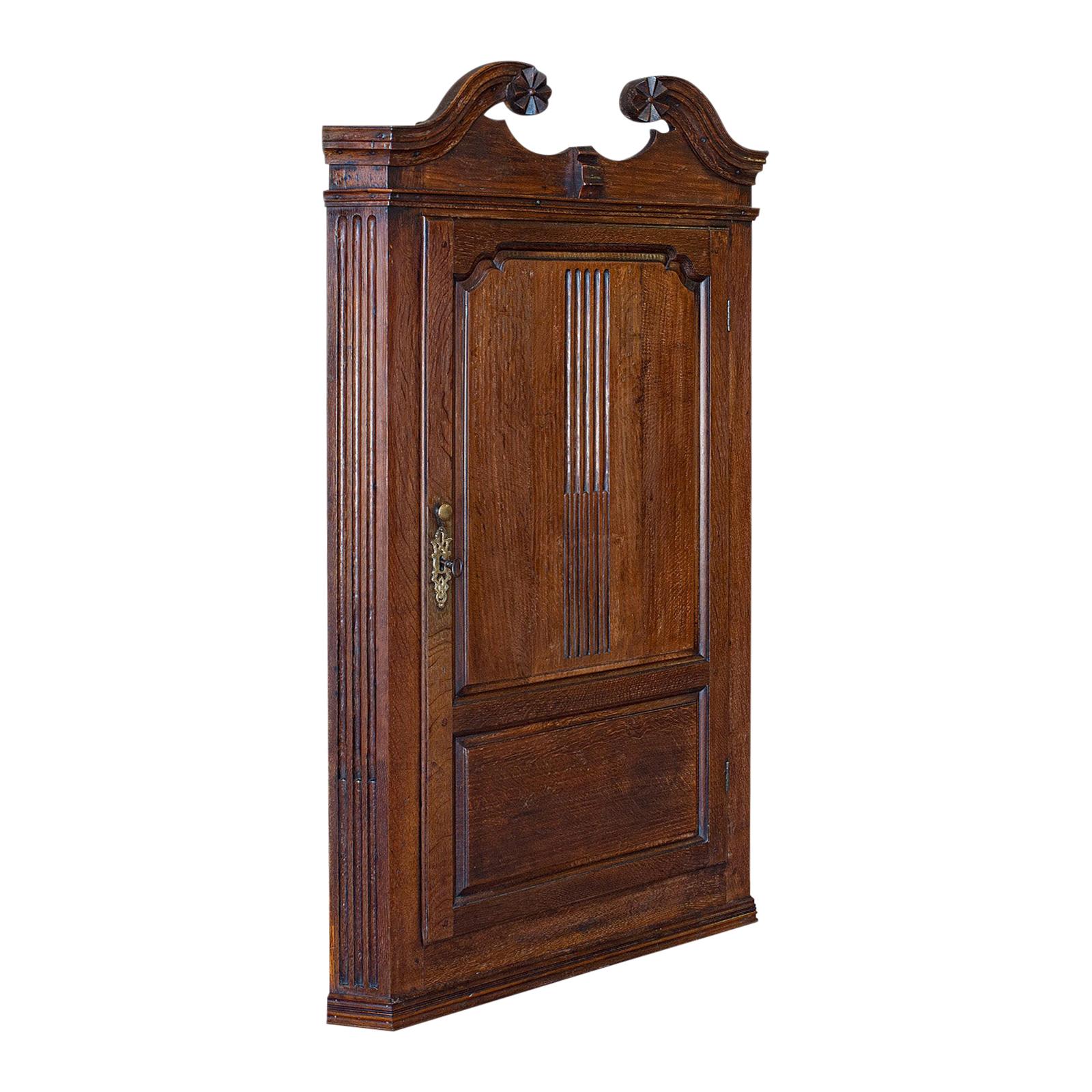 Antique Georgian Corner Cabinet, English, Oak, Wall Hanging Cupboard, circa 1780 For Sale