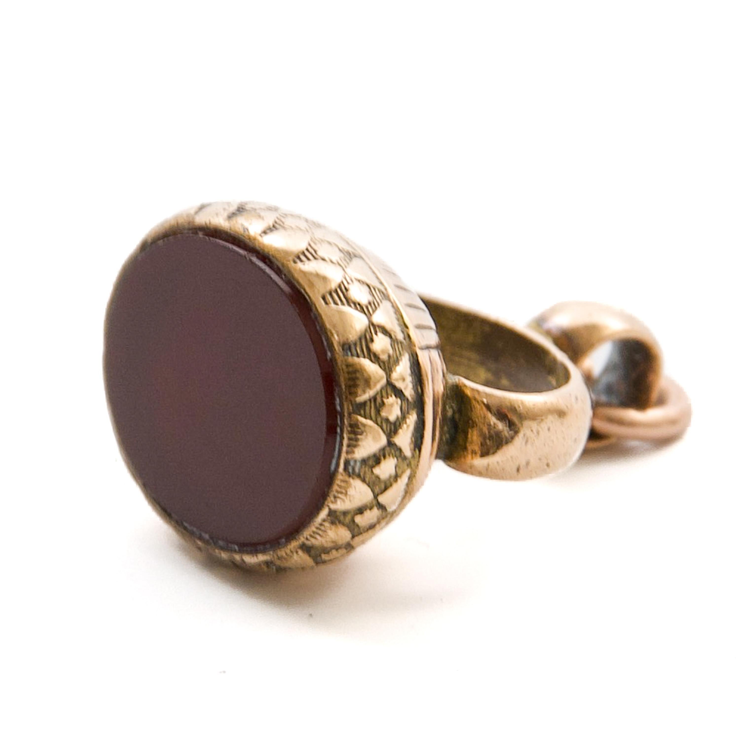 Antique Georgian Dark Carnelian Gold Fob Pendant For Sale 5